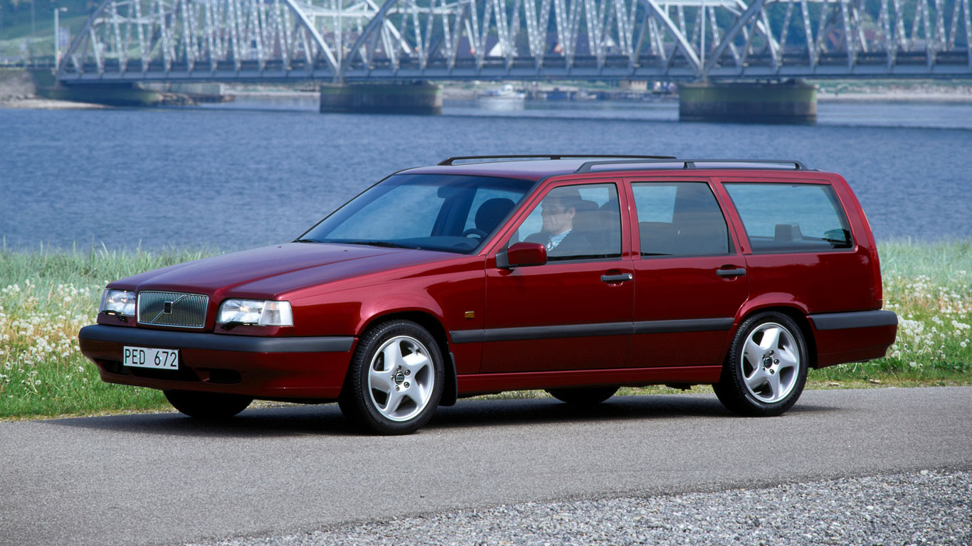 History of Volvo estates