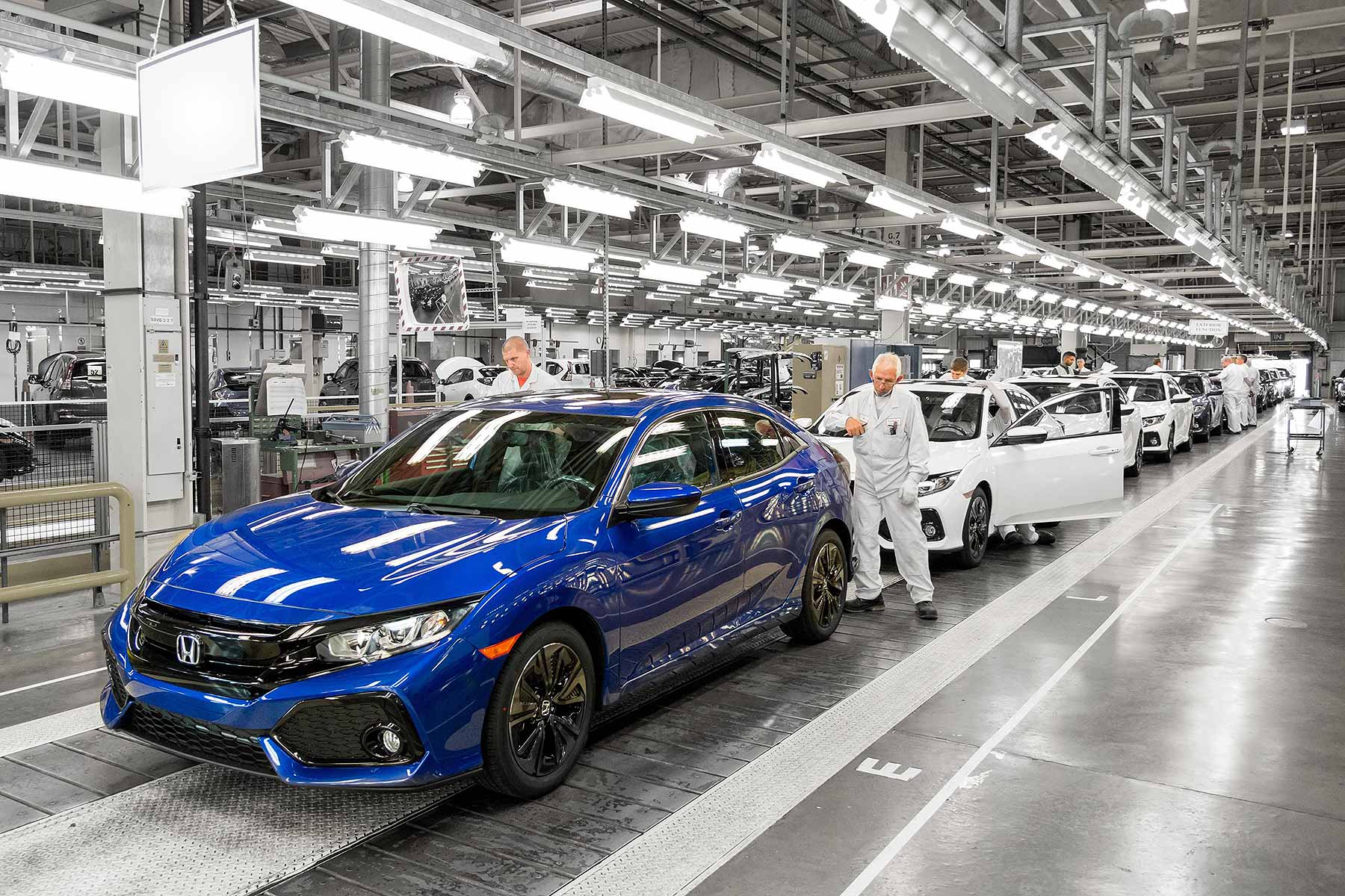 Honda Civic new car production at Swindon, England