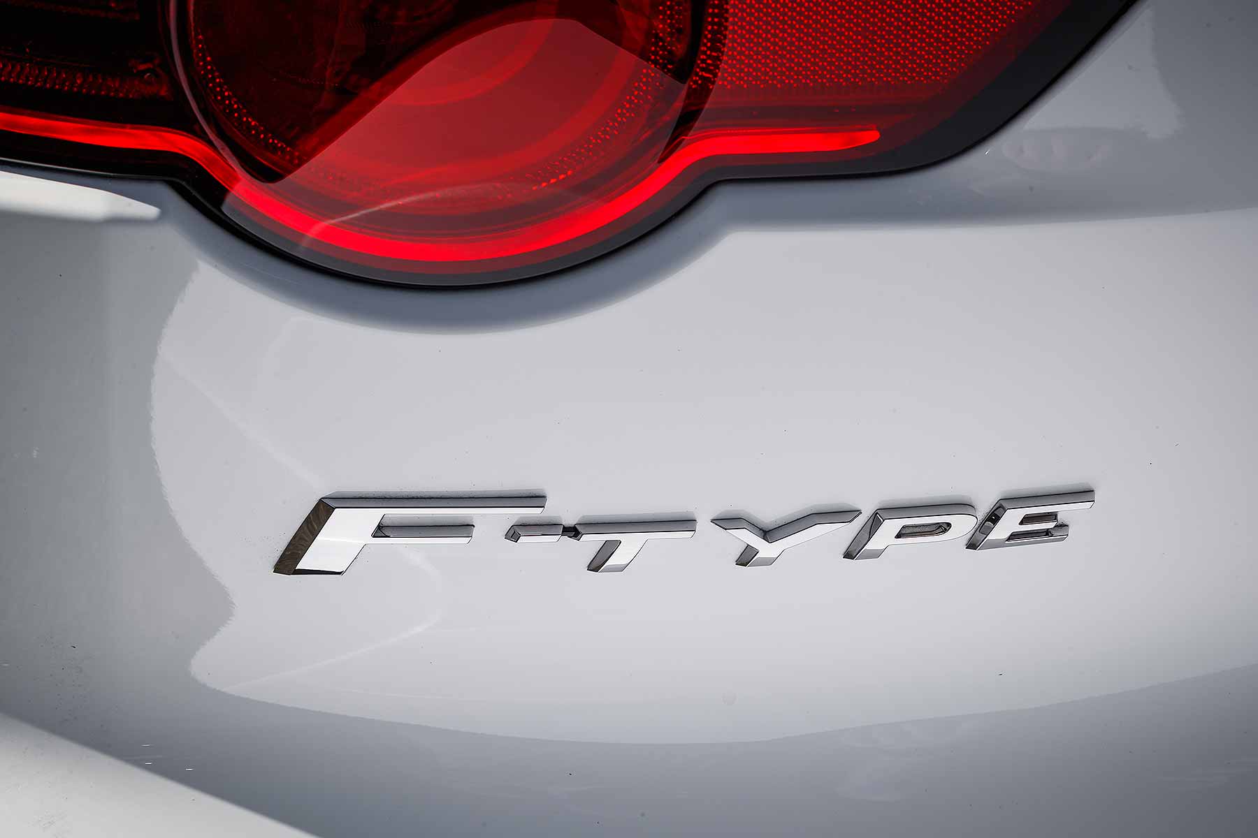 Jaguar F-Type Chequered Flag special edition