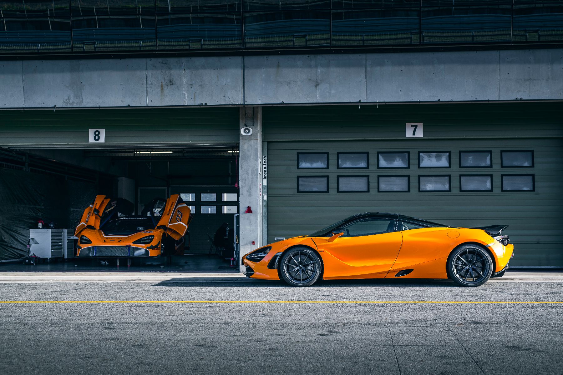 McLaren 720S Track Pack