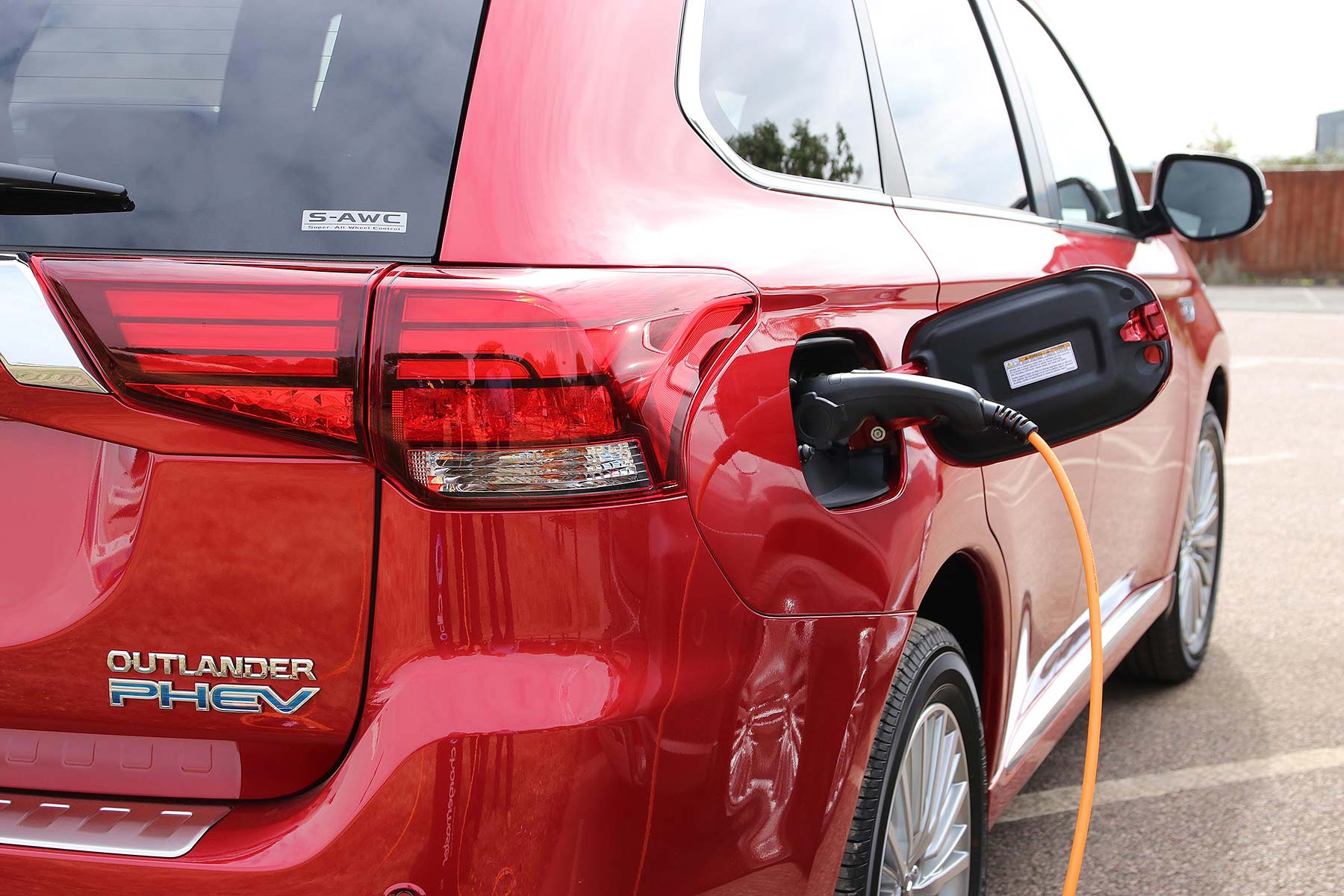 Mitsubishi Outlander PHEV