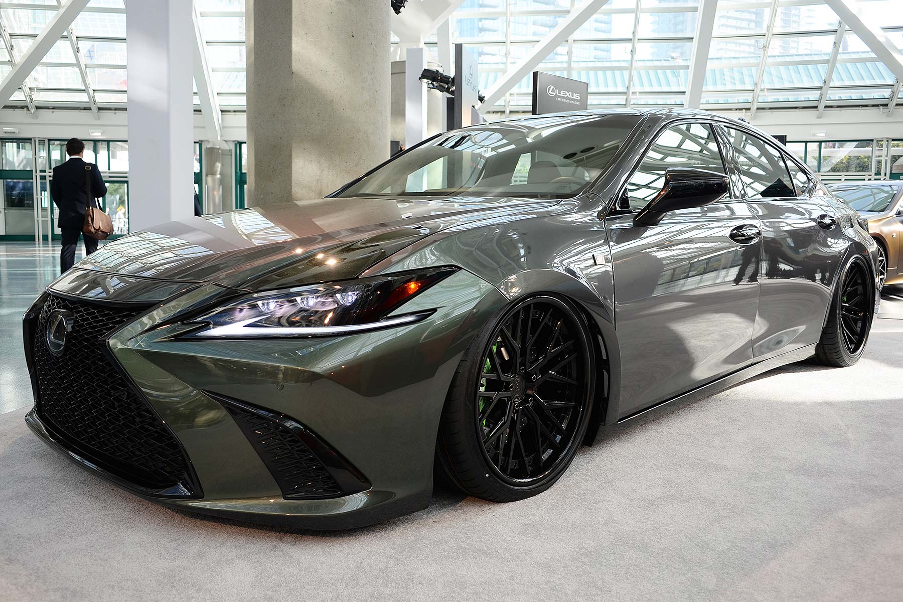 Modified Lexus ES