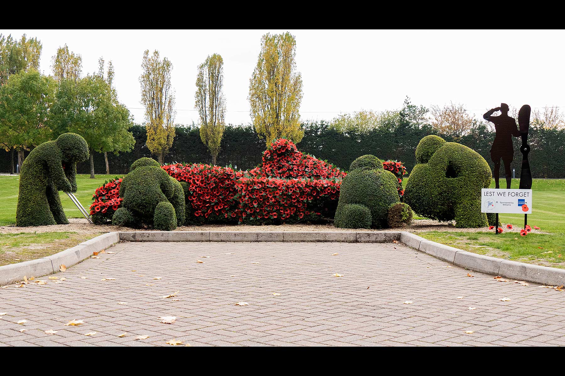 Williams and Royal British Legion mark Remembrance Sunday