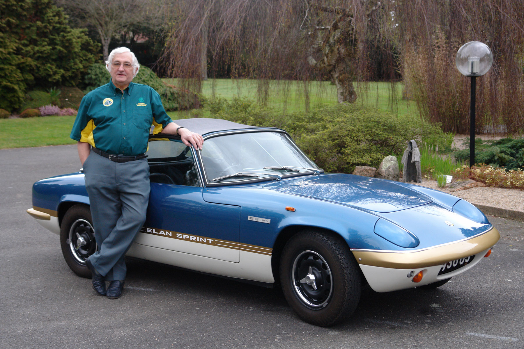 Ron Hickman with Lotus Elan Sprint