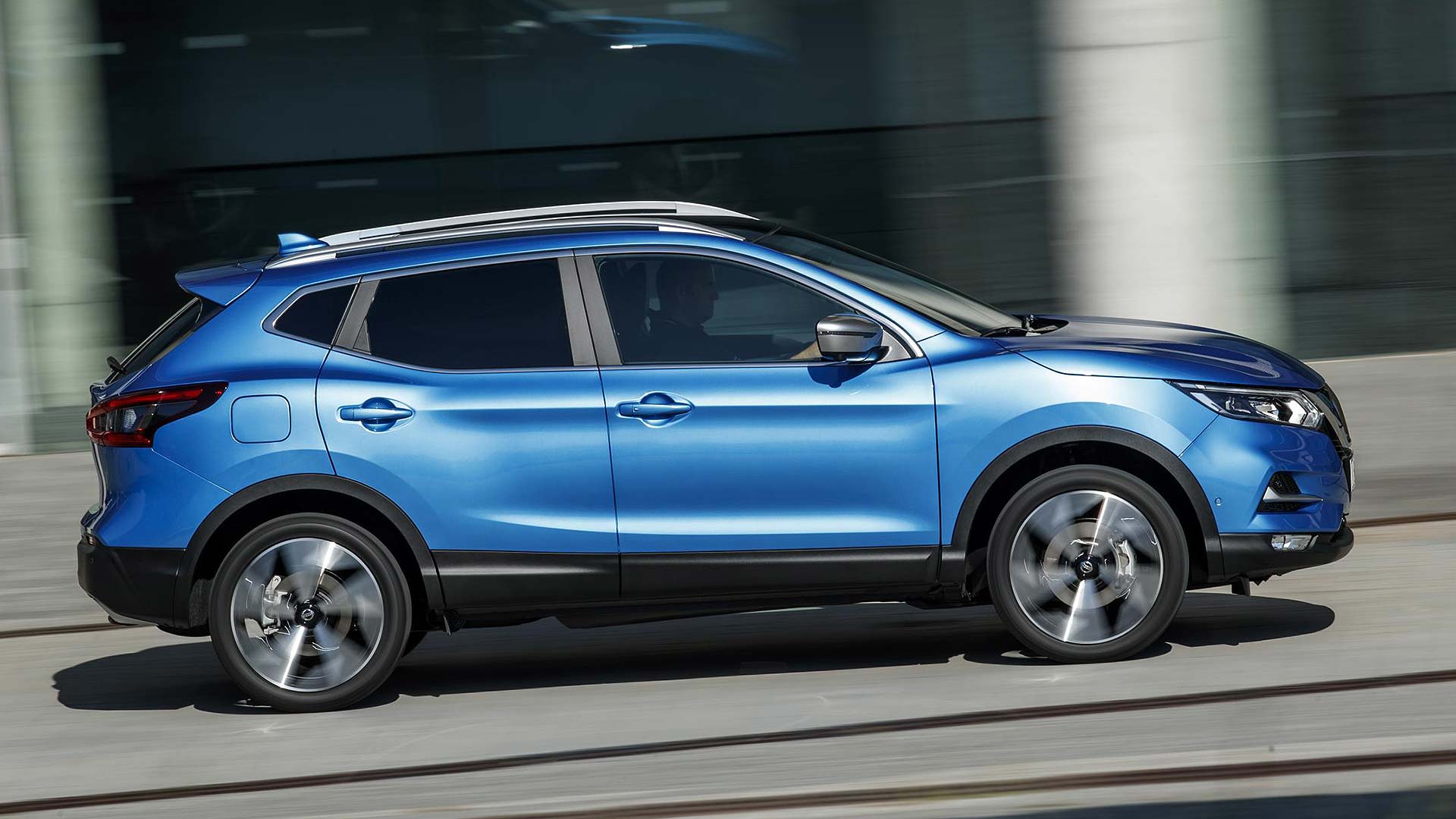 2019 Nissan Qashqai in blue