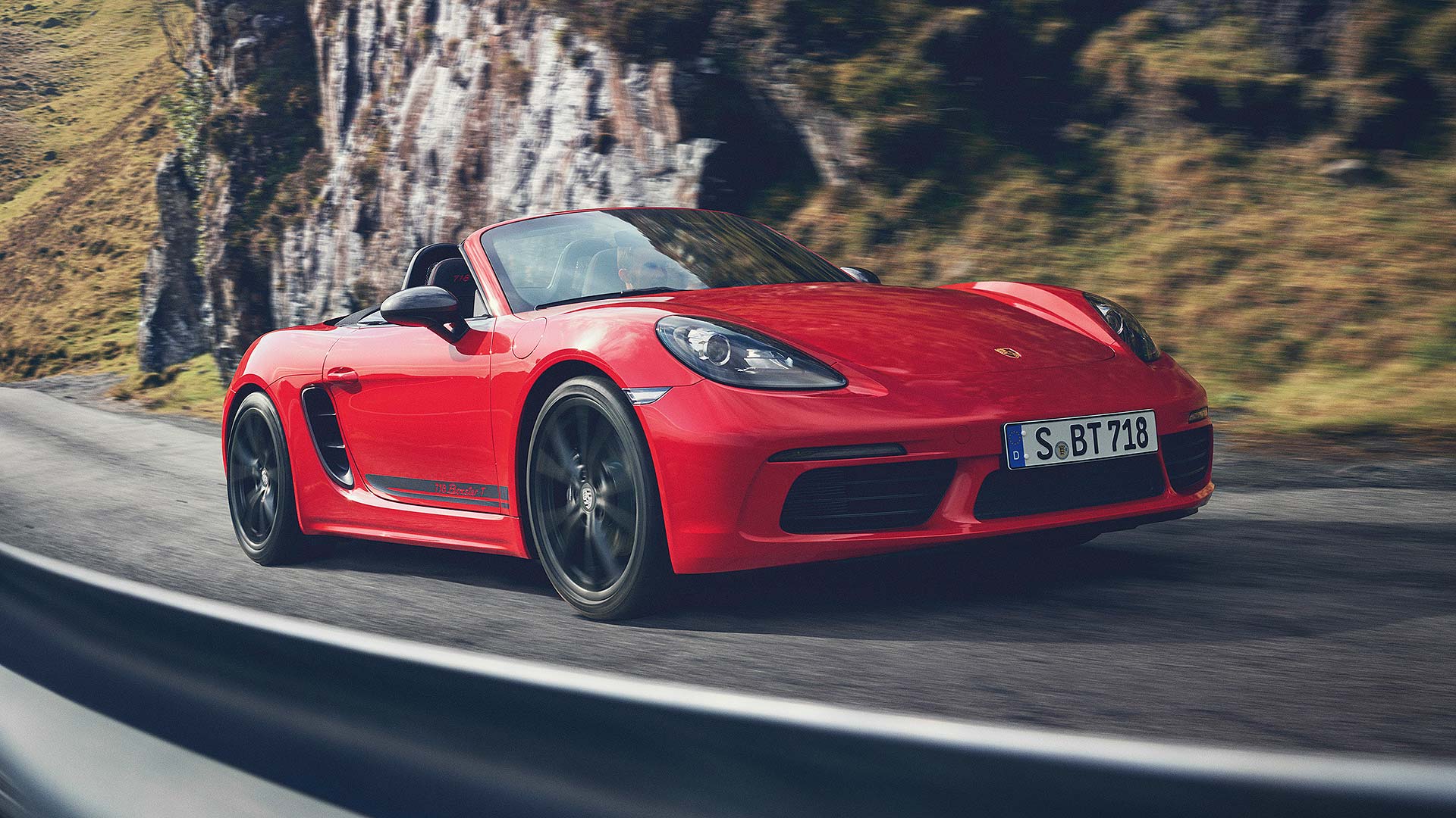 2019 Porsche 918 Boxster T