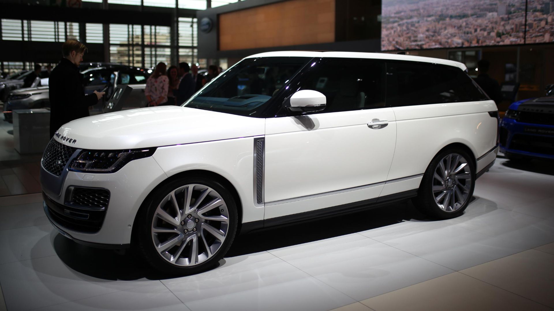 Range Rover SV Coupe dead