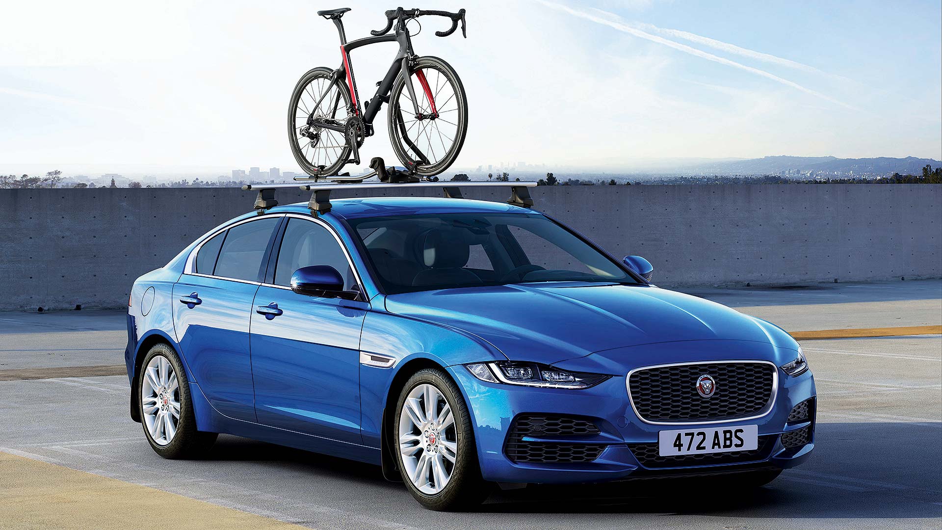 Jaguar XE 20MY