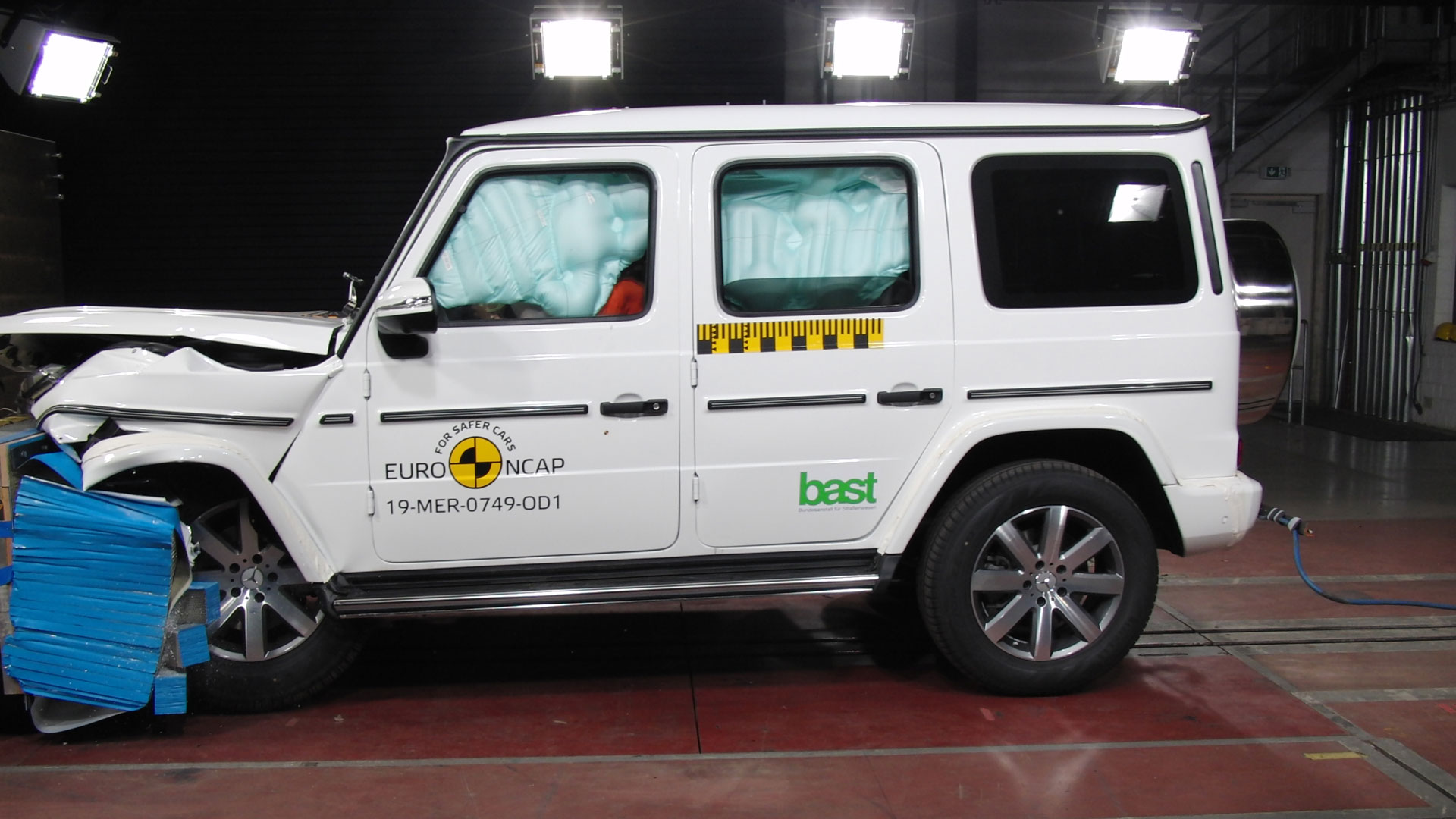 Mercedes G-Class safety rating