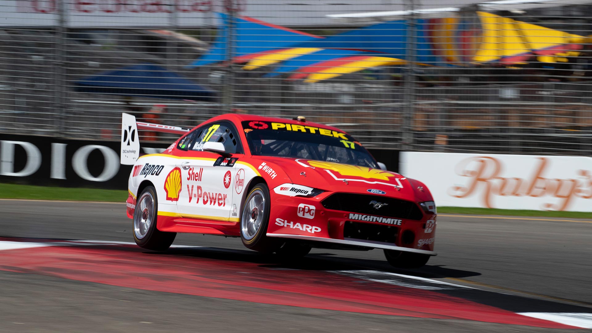 2019 Ford Mustang wins on Supercar debut