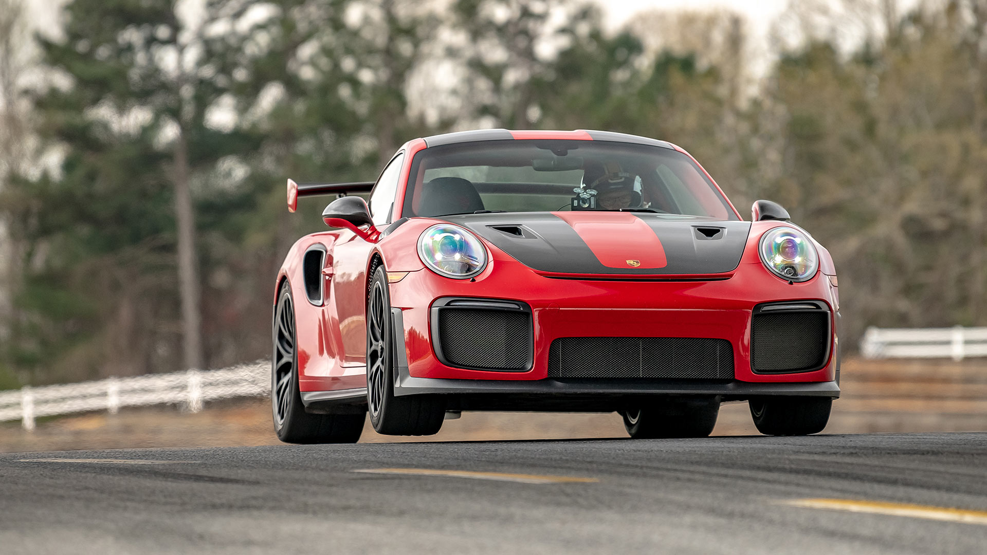 2019 Porsche 911 GT2 RS sets Road Atlanta record