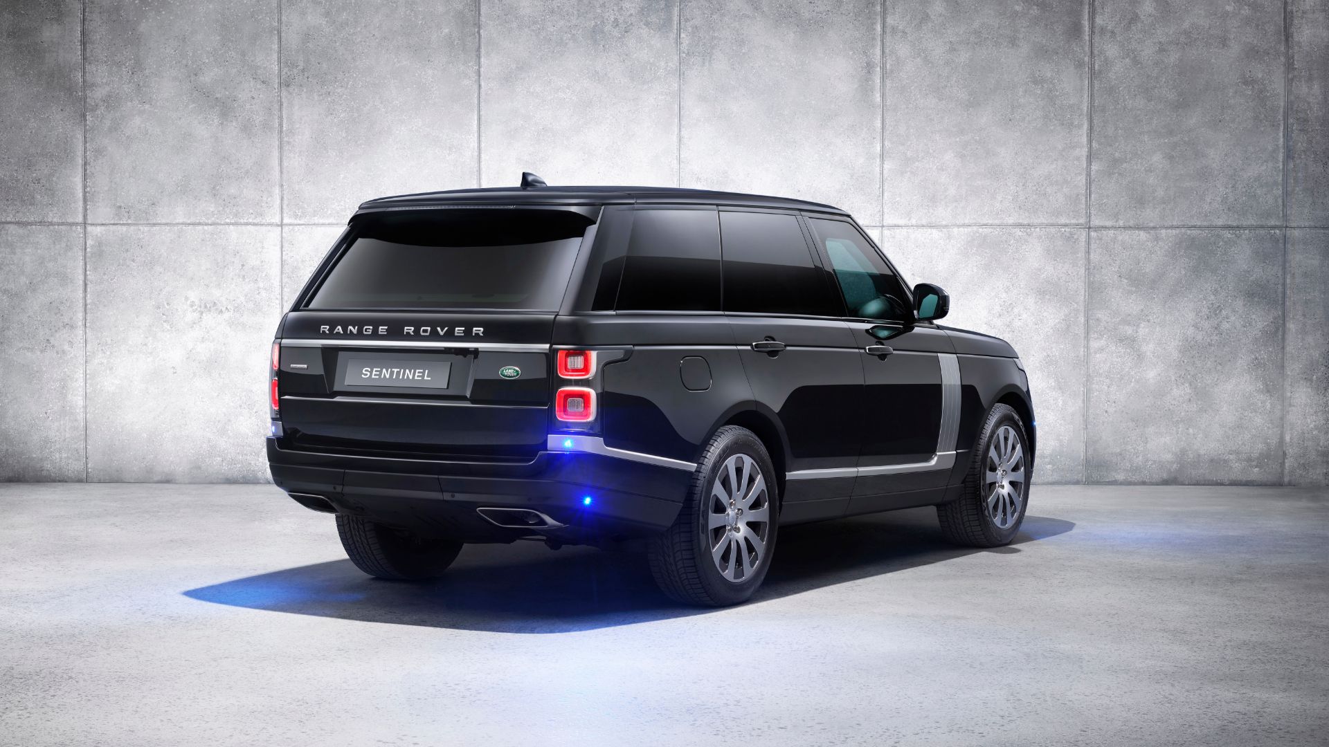 Range Rover Sentinel