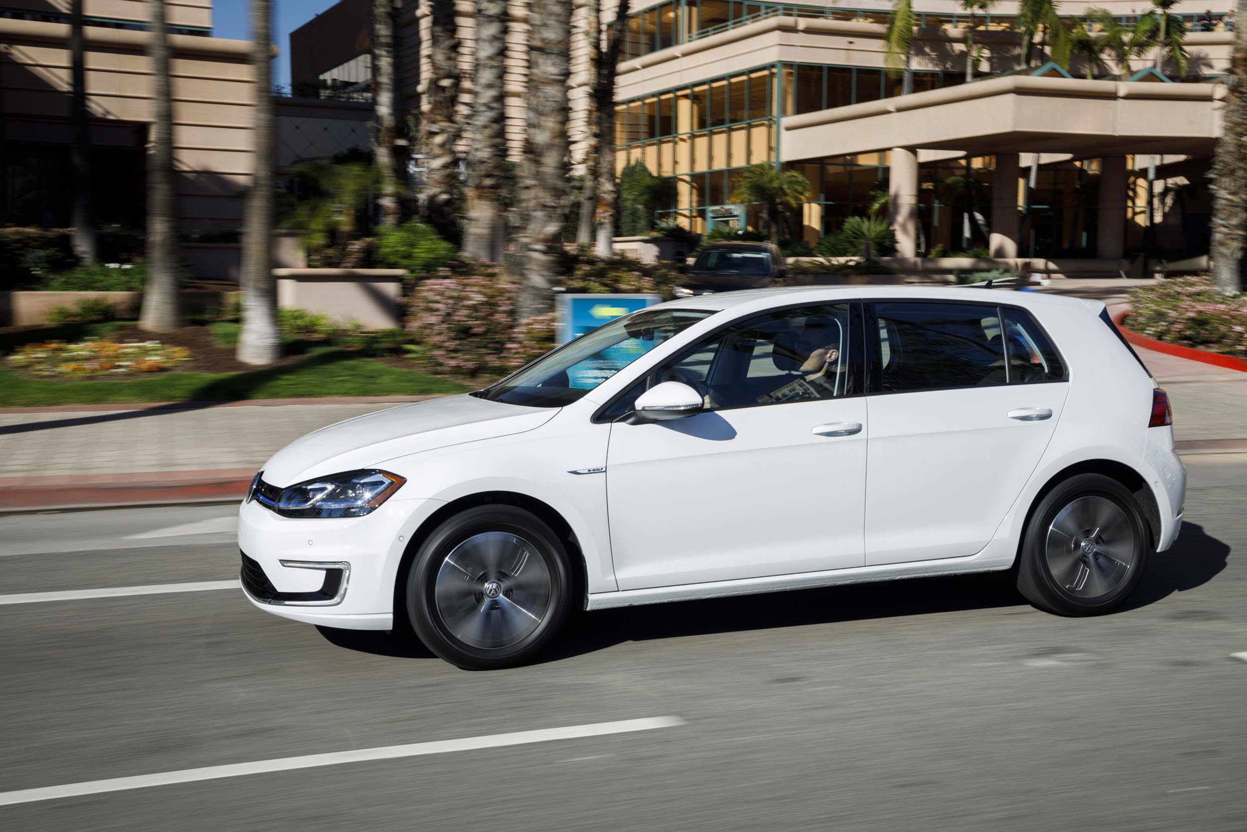 2019 Volkswagen eGolf