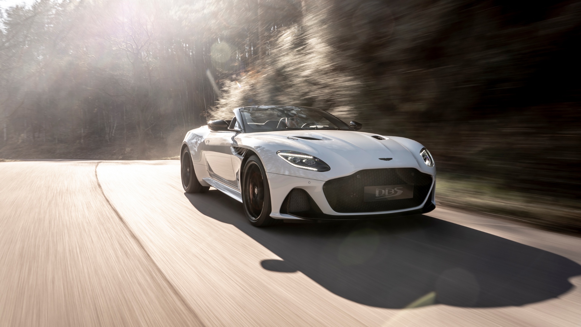 DBS Superleggera Volante