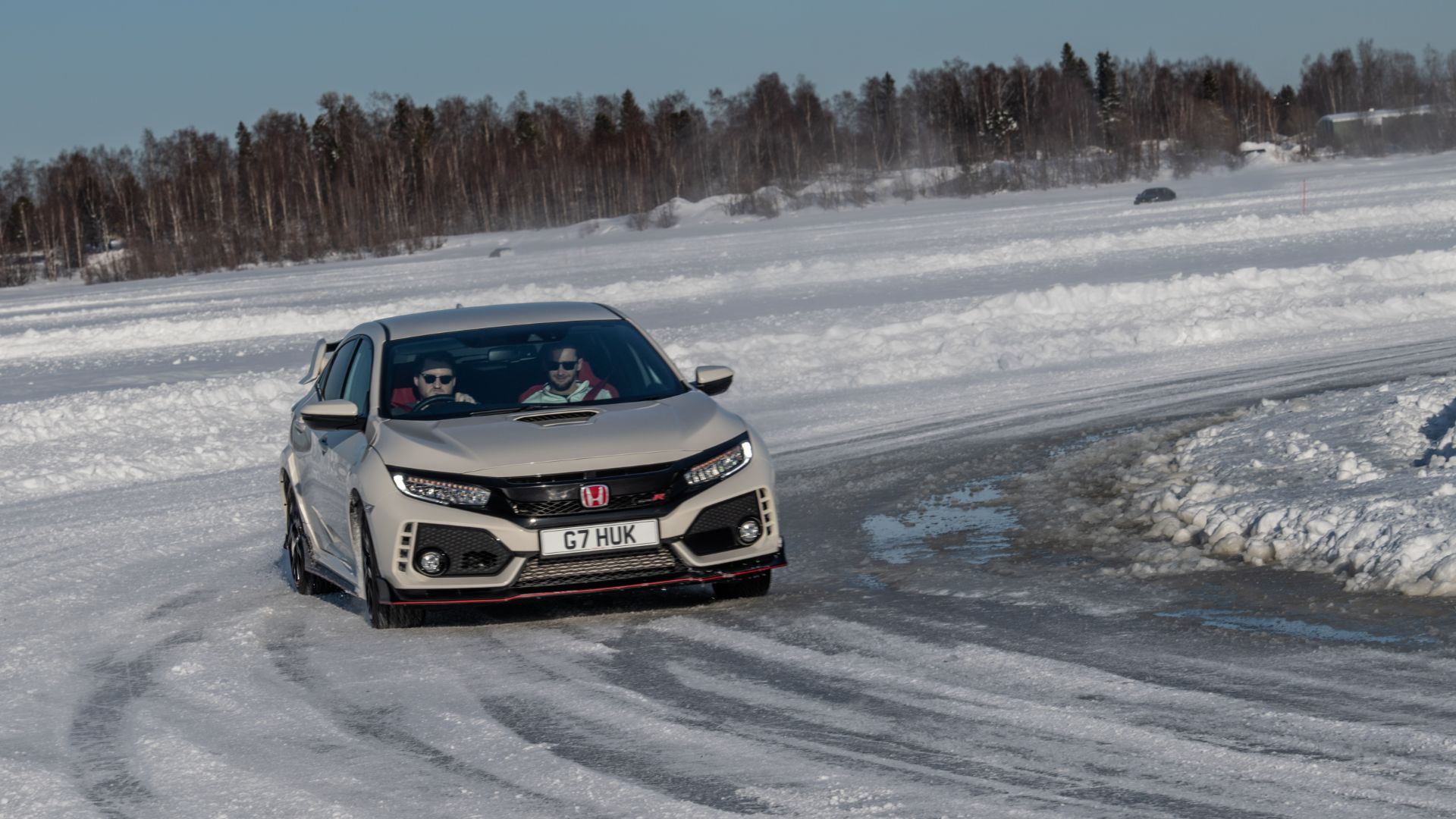 Honda Civic ice driving