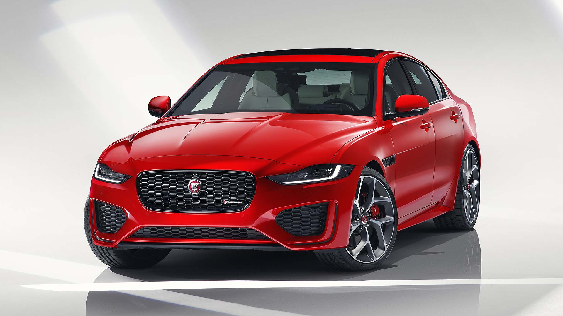 2020 Jaguar XE