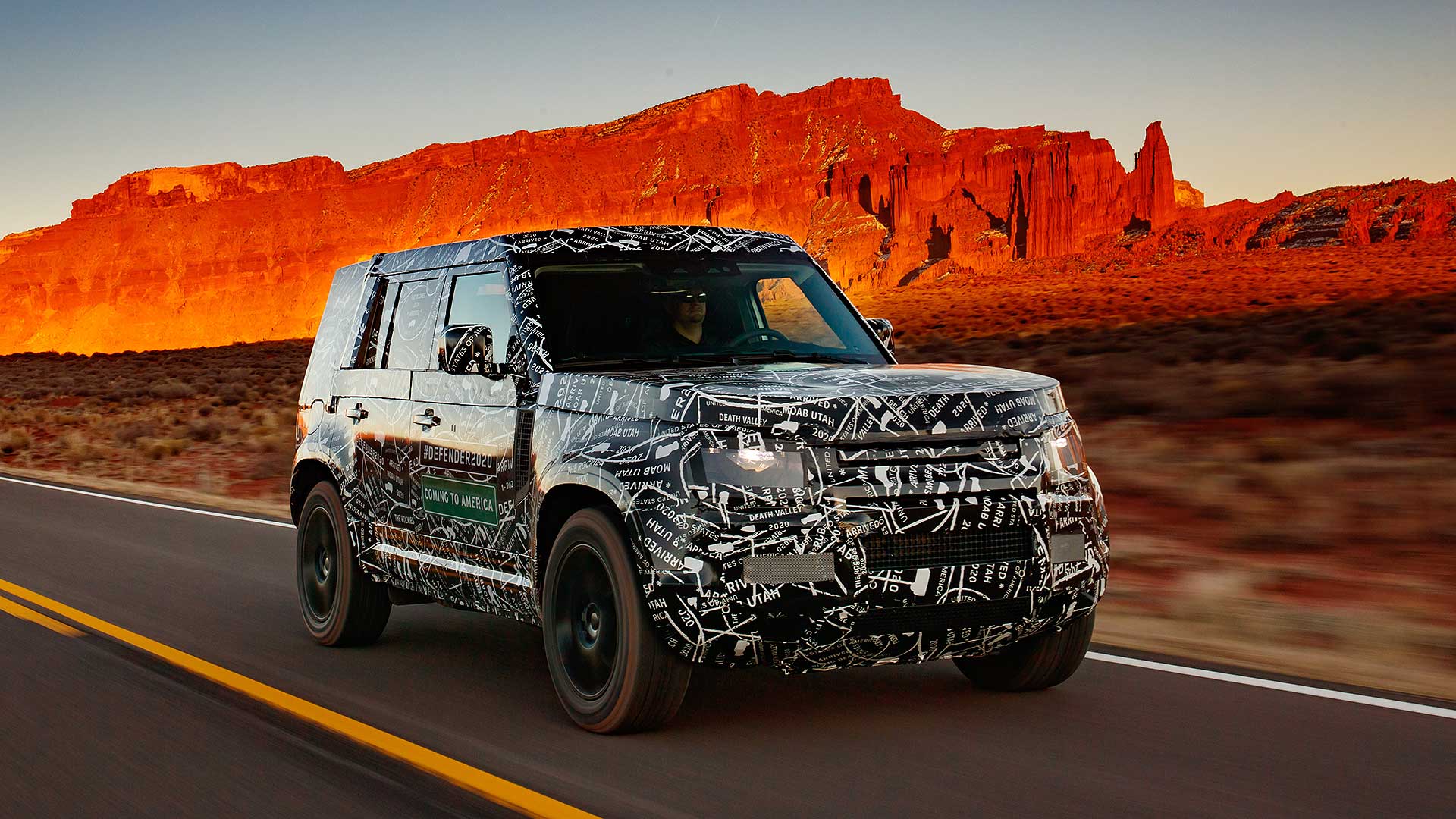 Land Rover Defender 2020 testing on road