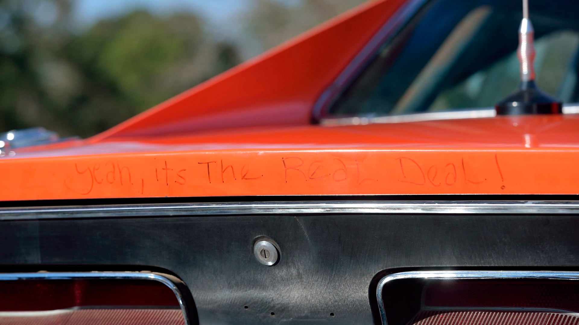 Mecum Indy 2019 Dukes of Hazzard Dodge Charger