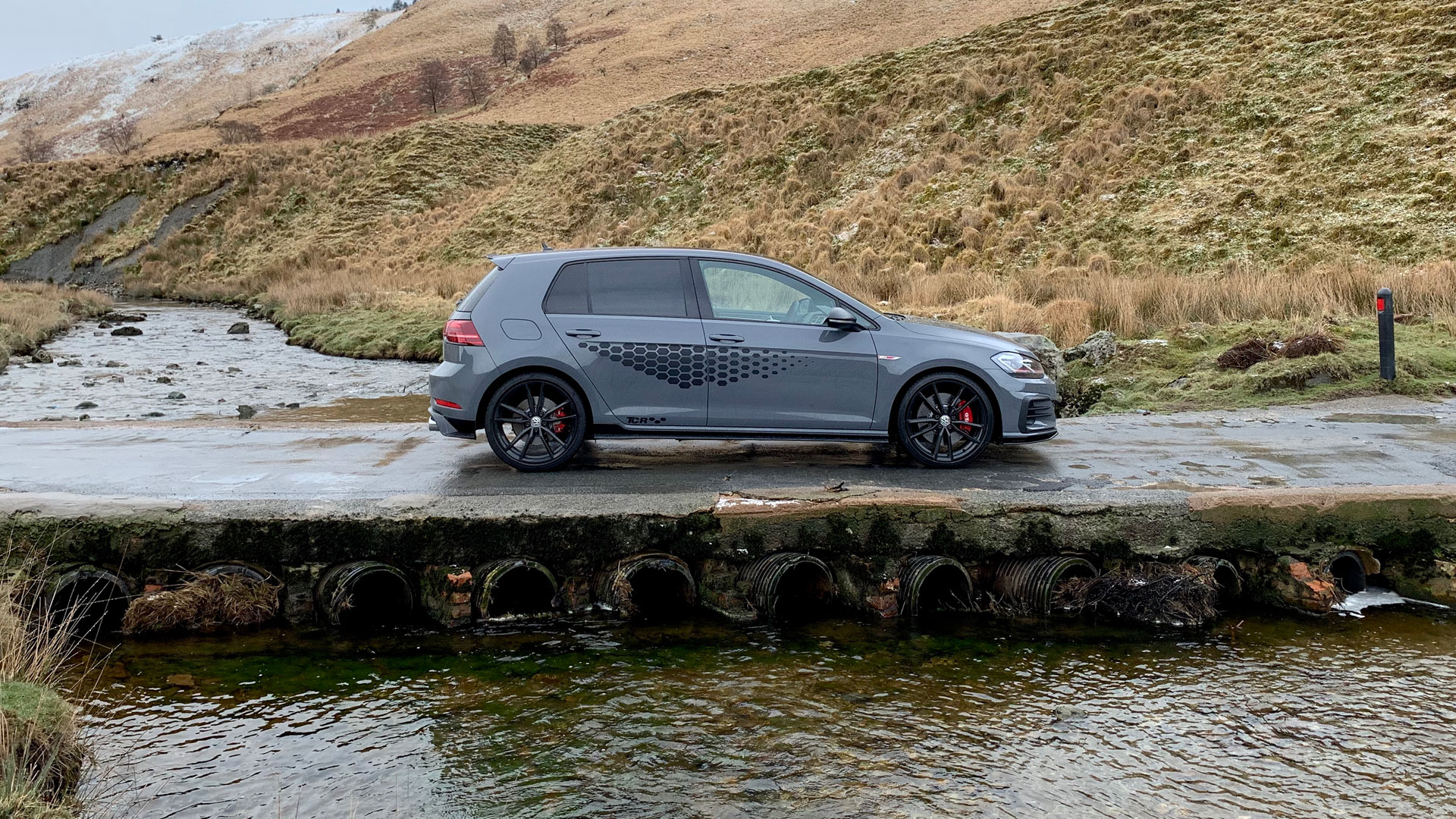 Volkswagen Golf GTI TCR at ford