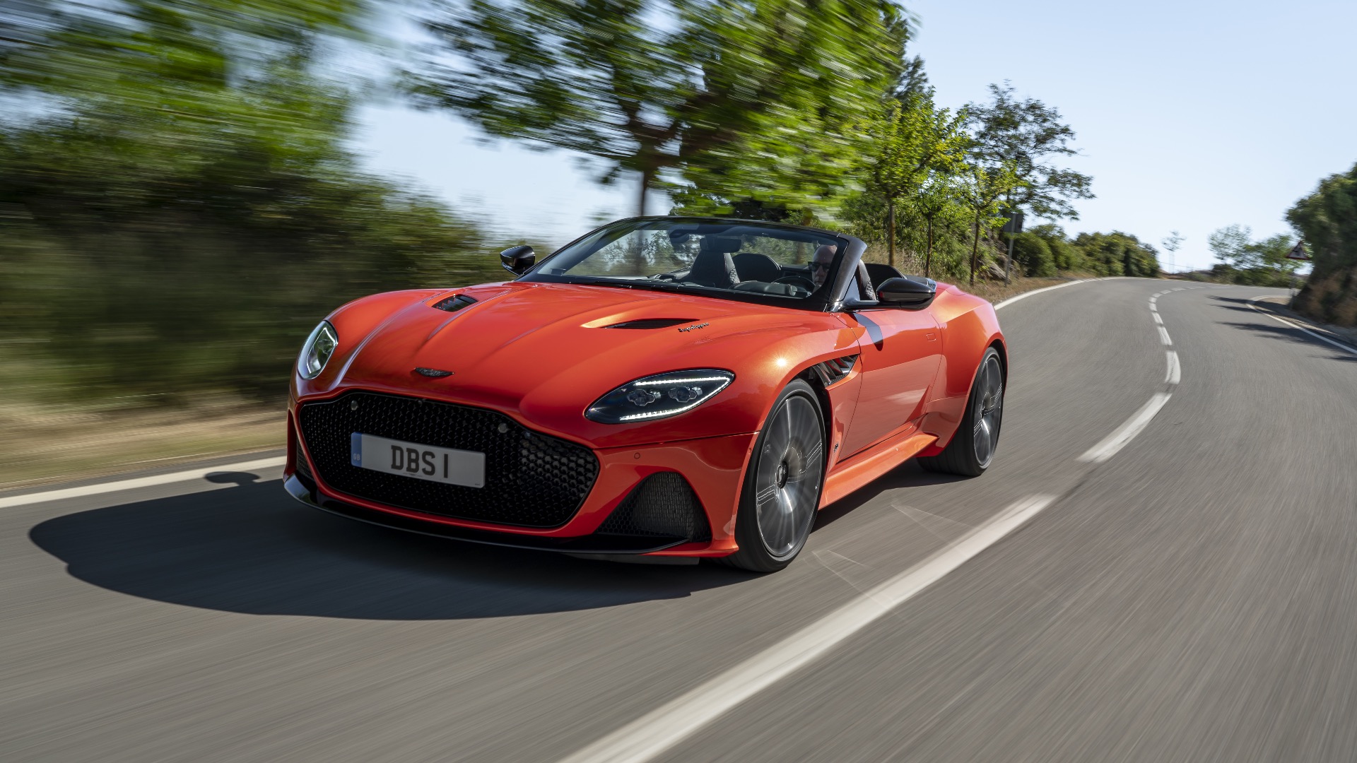 Aston Martin DBS Superleggera Volante