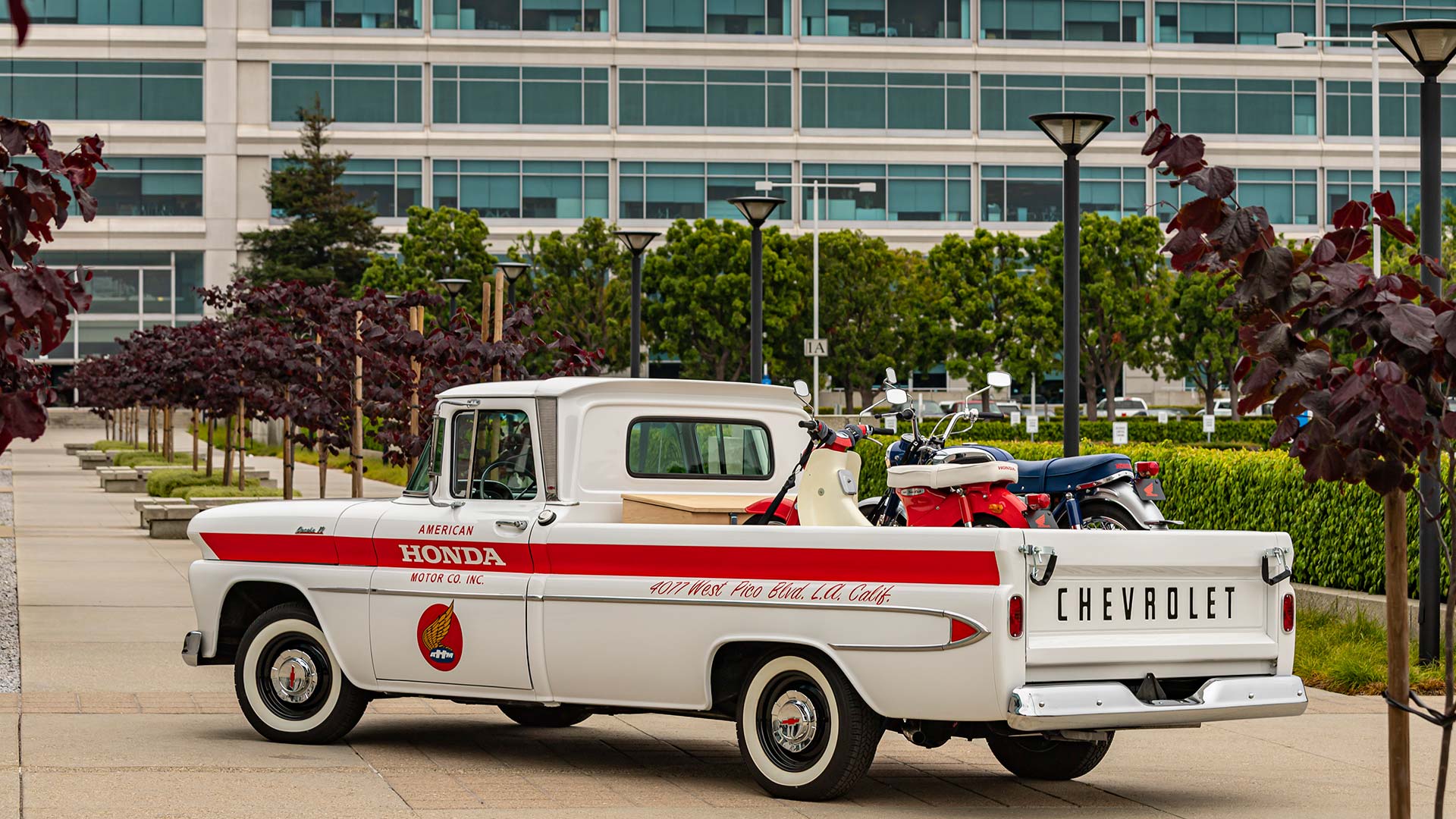 American Honda restores Chevrolet pickup