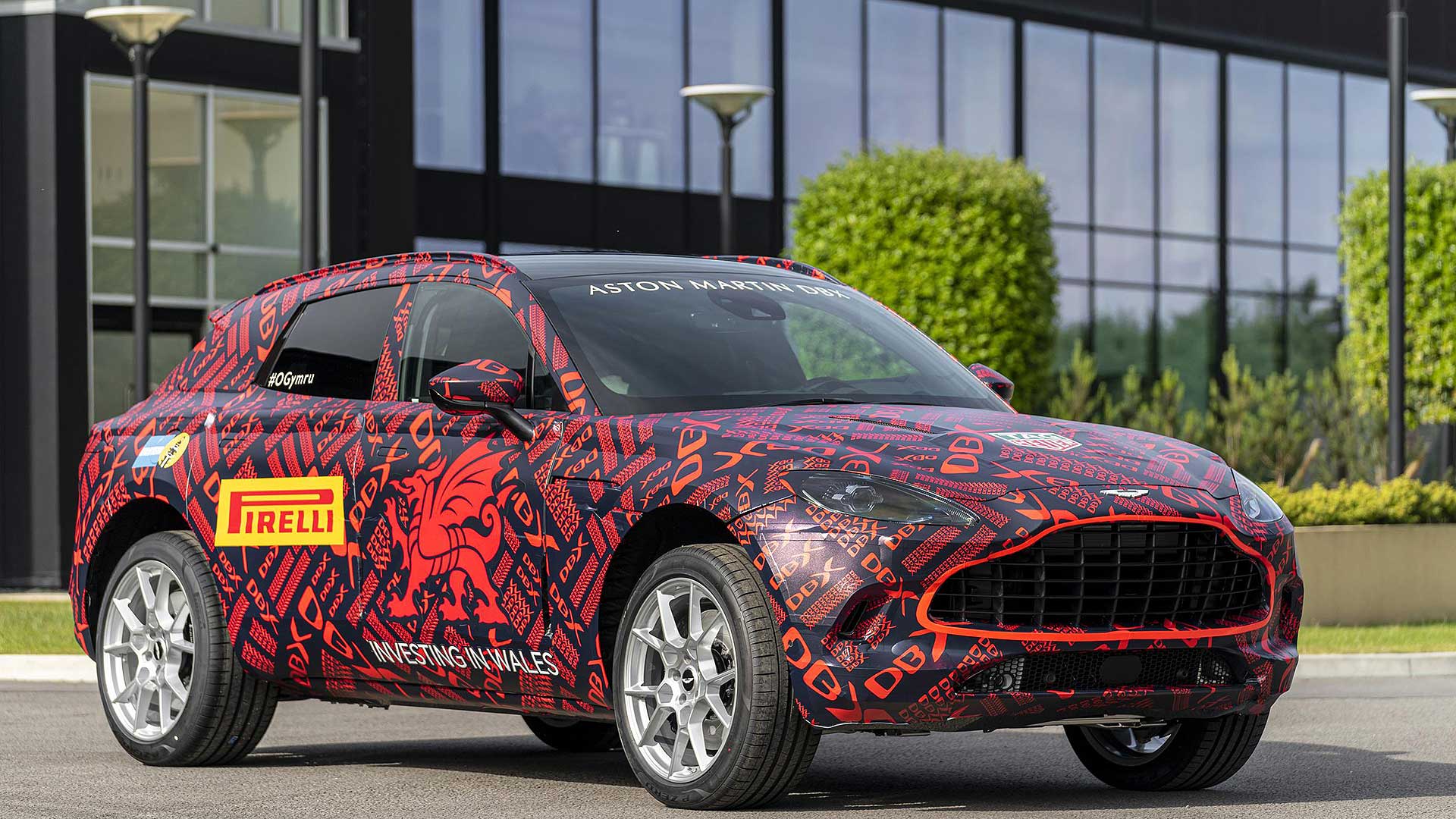 Aston Martin DBX Welsh wrap