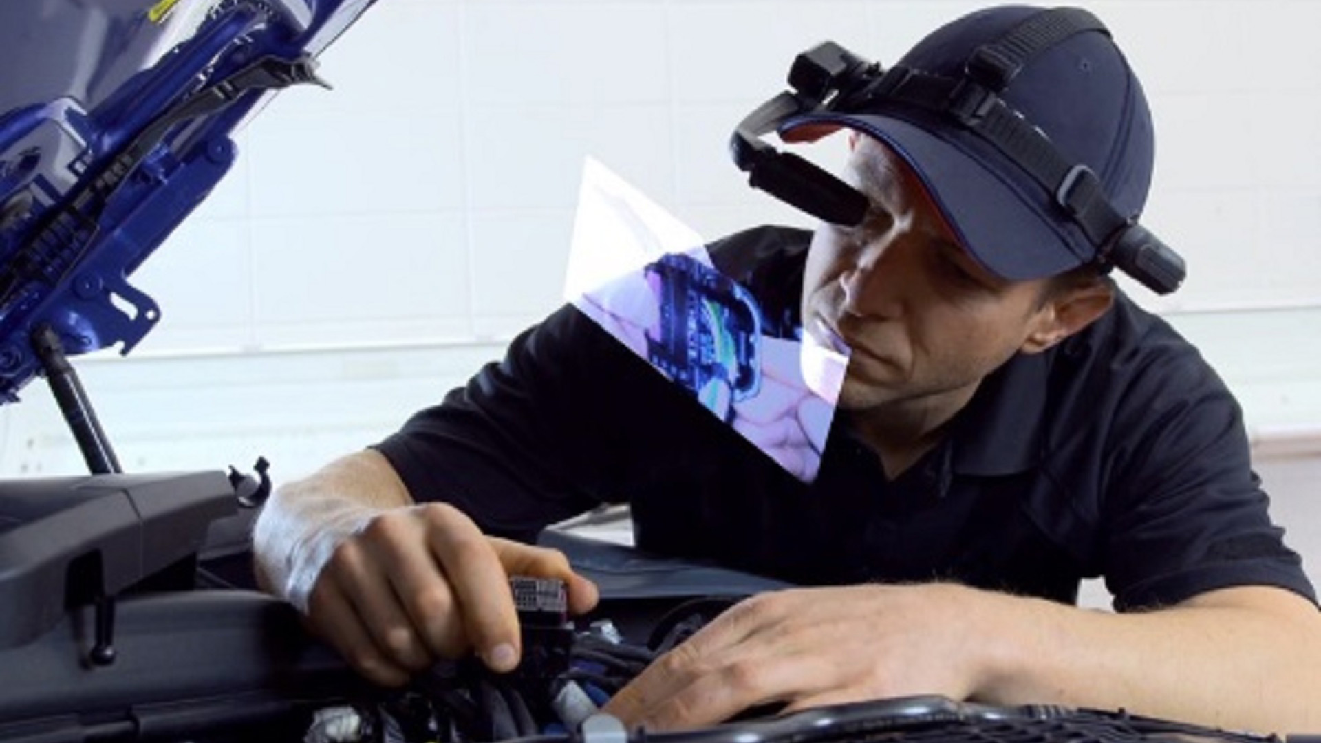 BMW technicians get new smart glasses