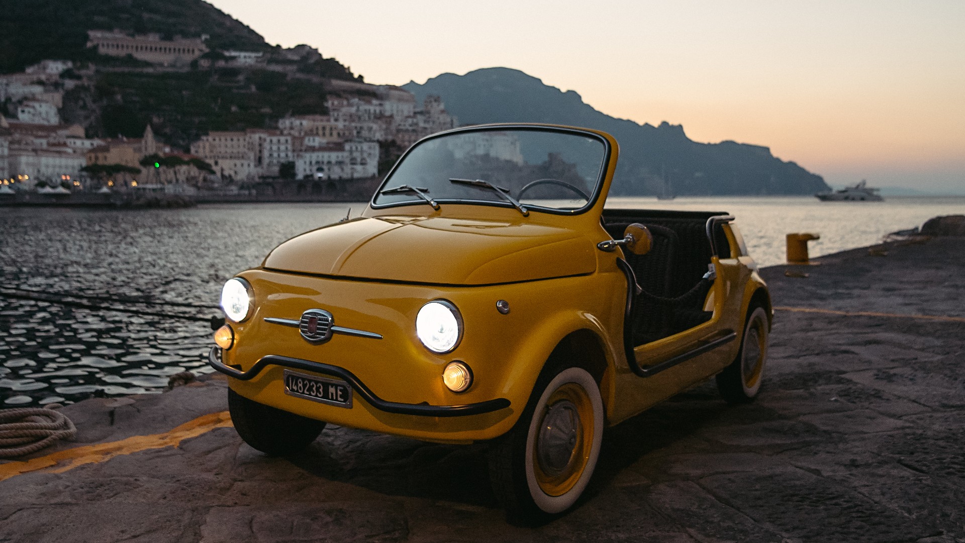 Hertz electric classic Fiat 500