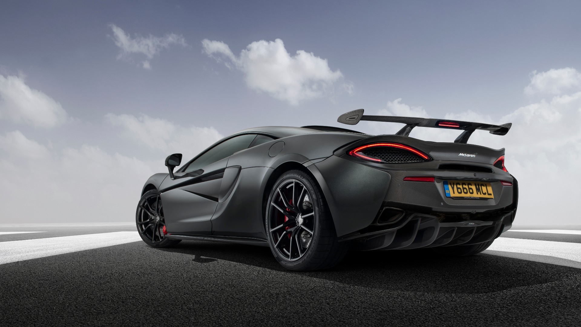 MSO Defined High Downforce Kit for McLaren 570