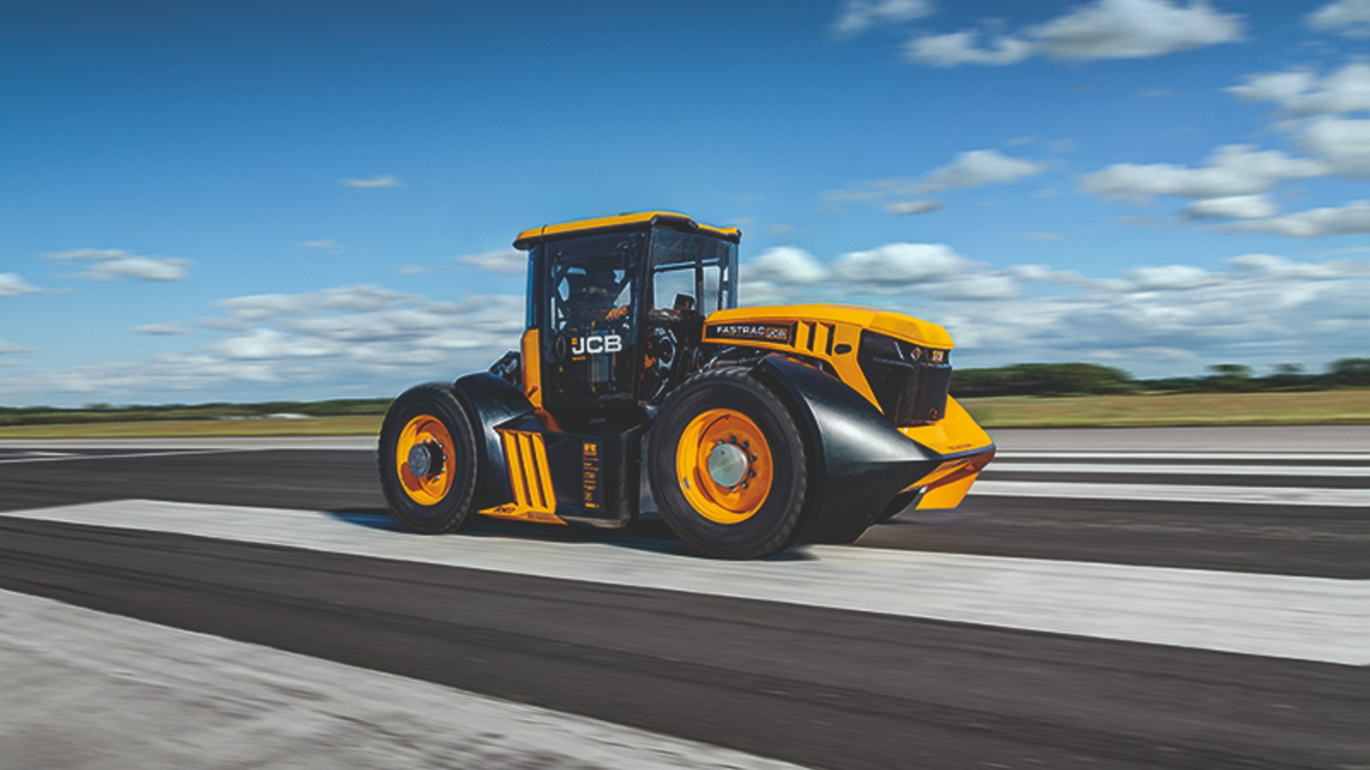 Guy Martin JCB Fastrac tractor speed record