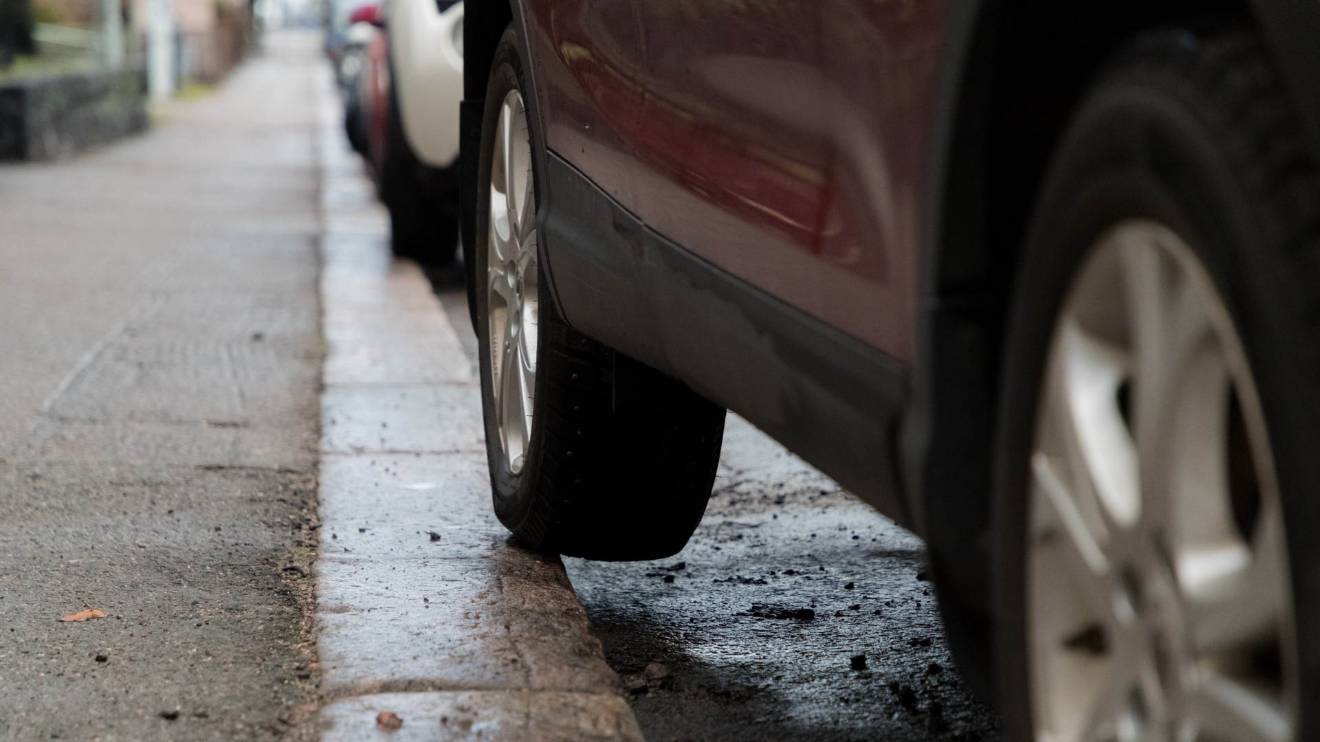 Pavement parking ban not advised