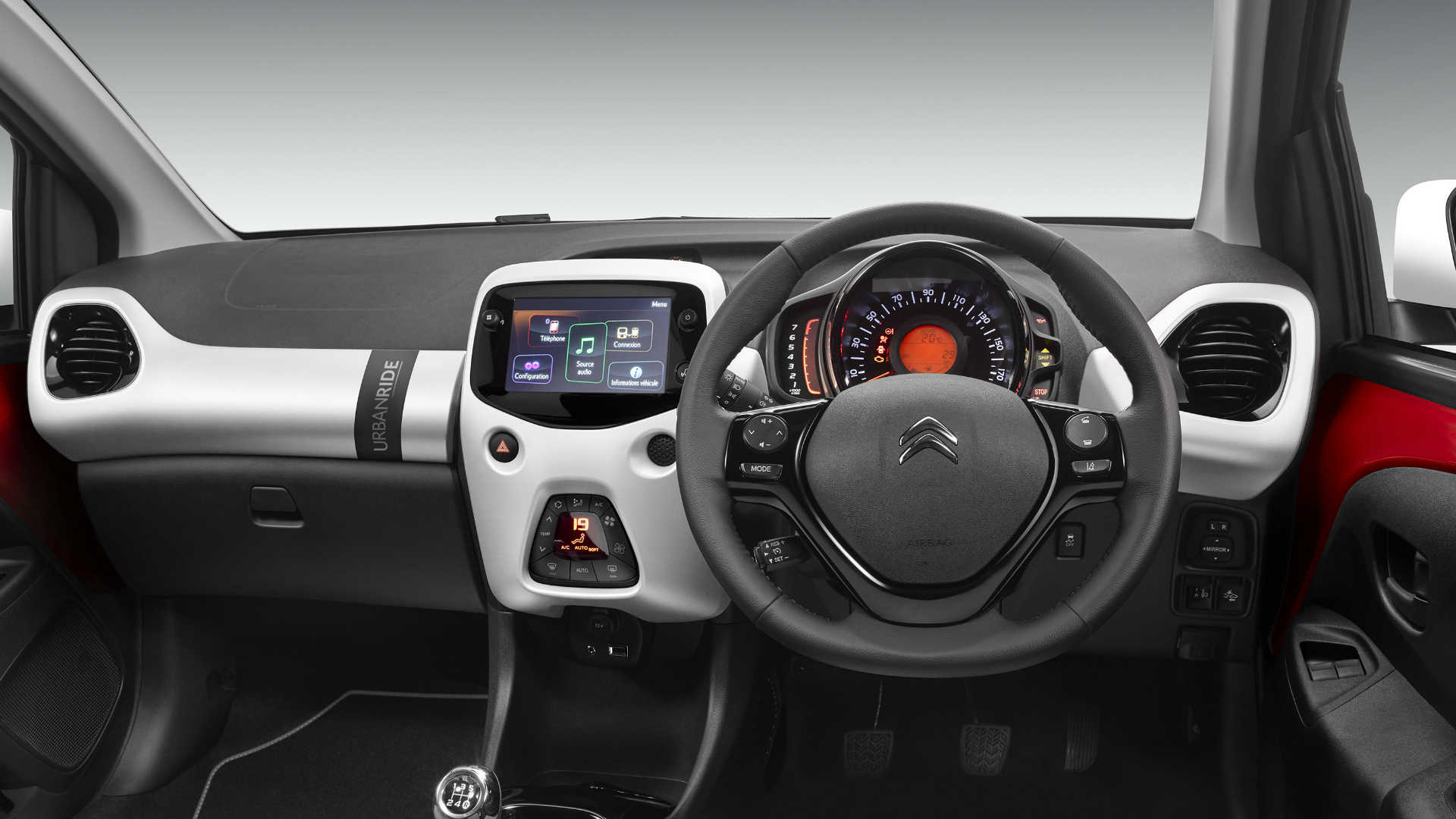 Citroen C1 interior