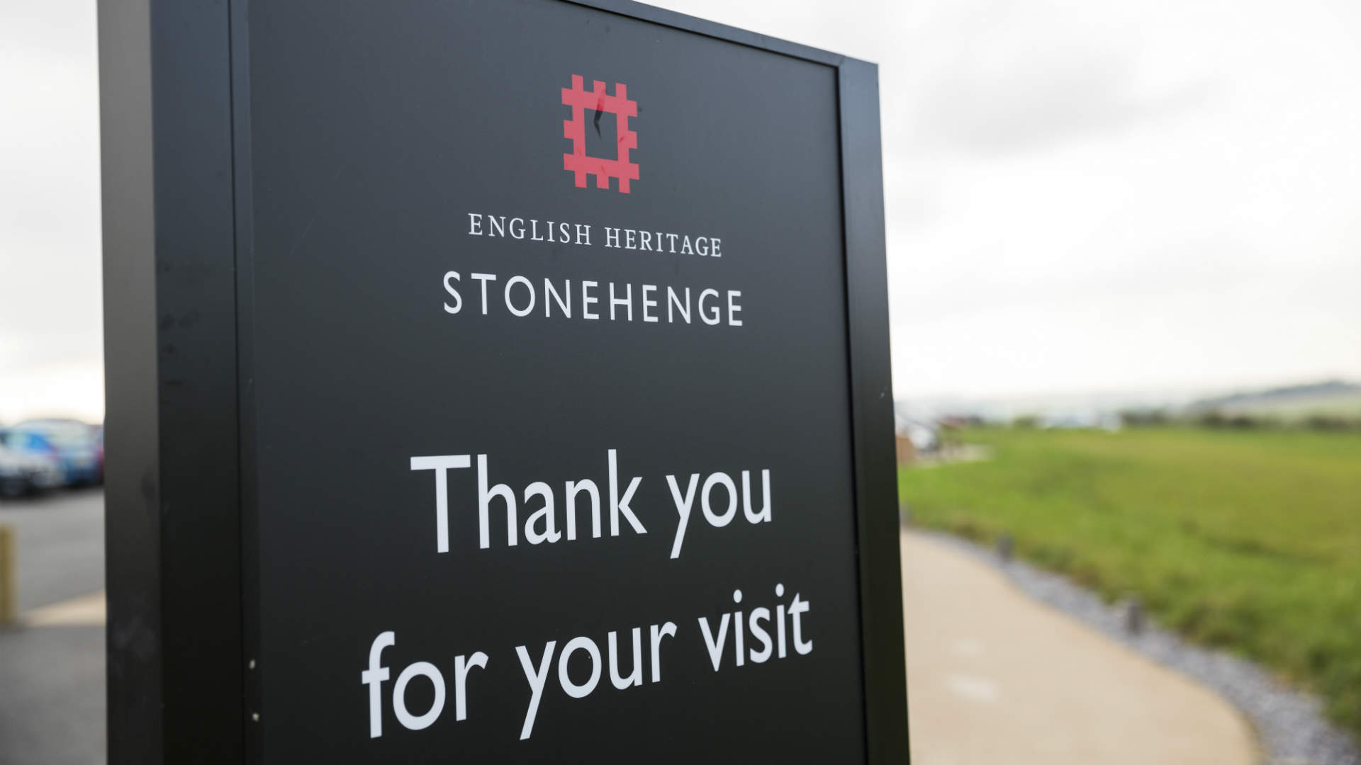 Stonhenge visitor sign