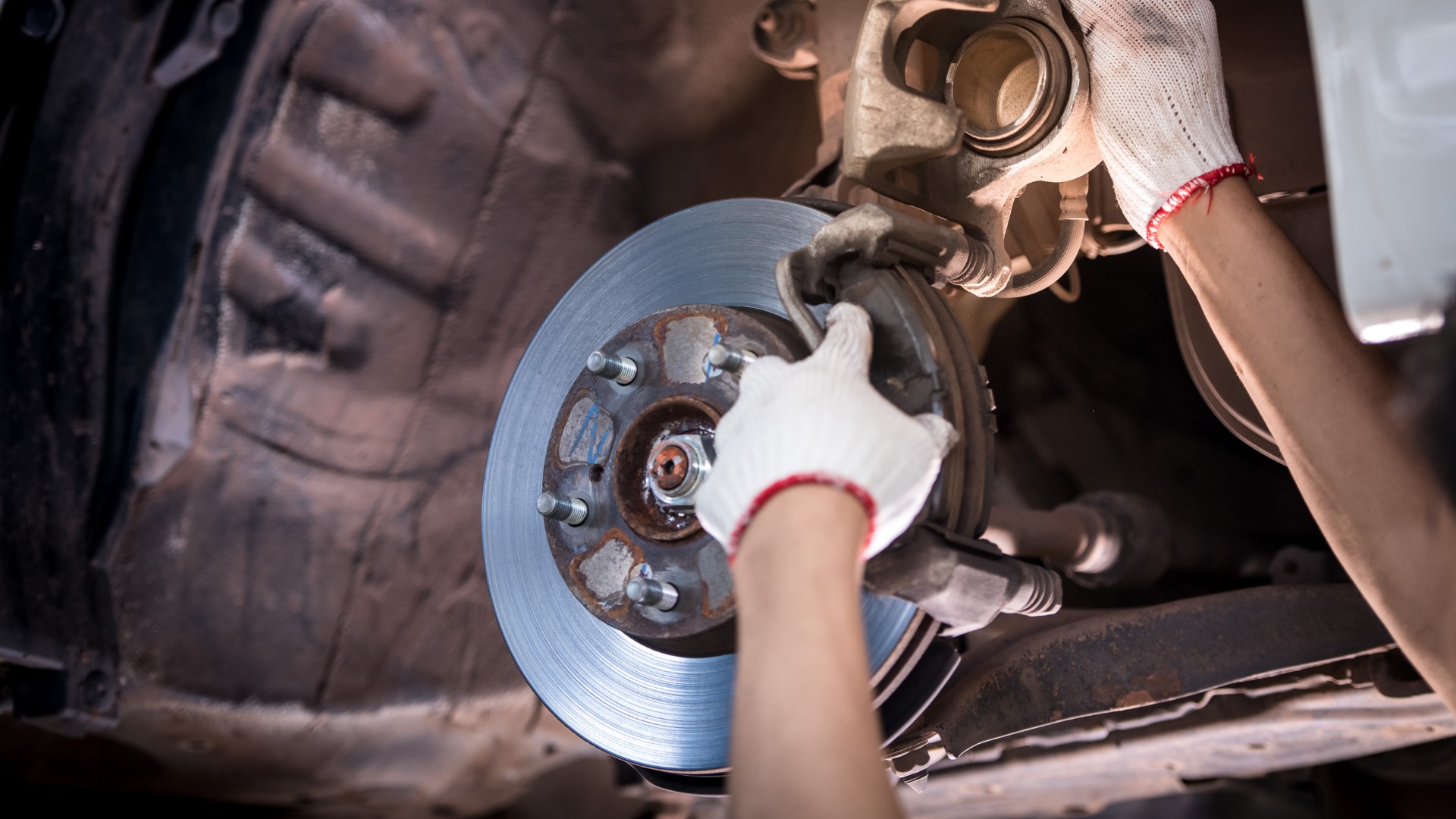 MOT advisories on tyres and brakes