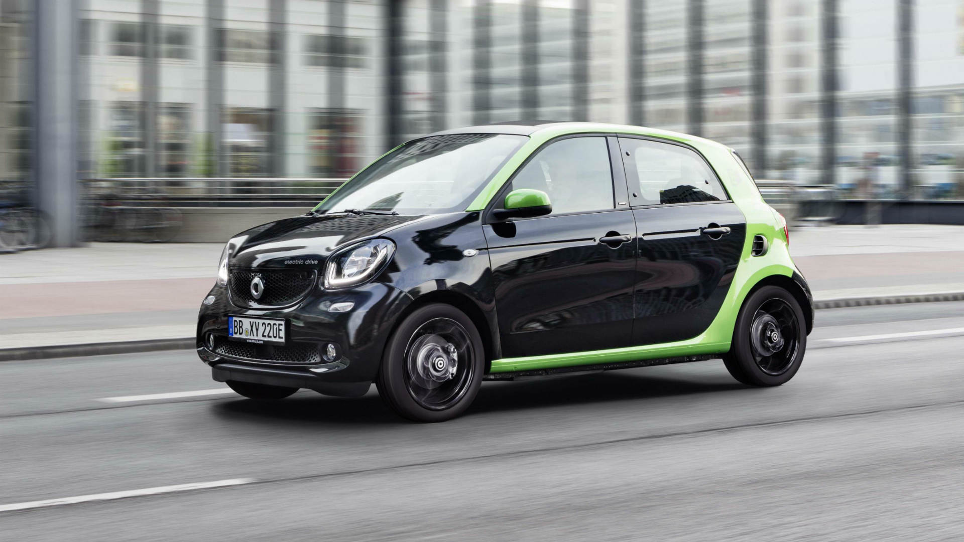 Smart EQ Forfour