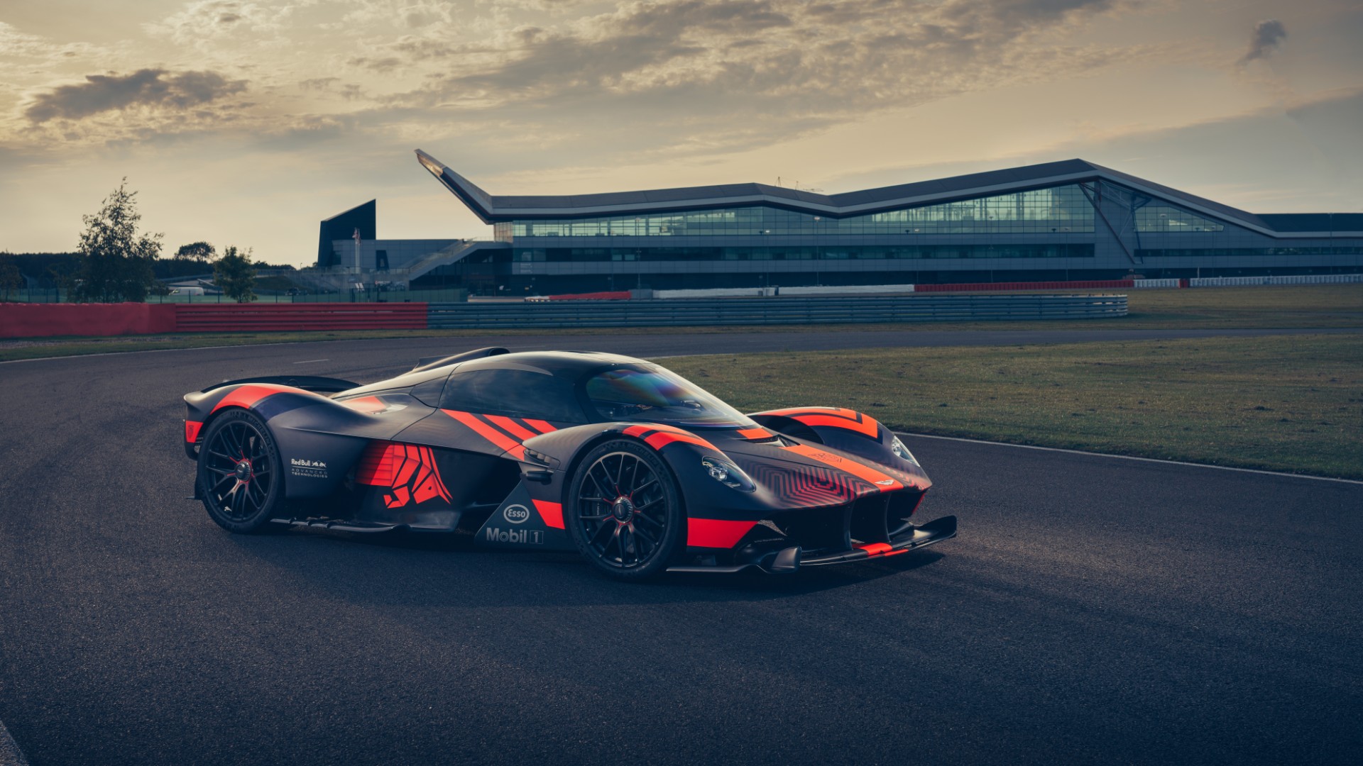 Aston Martin Valkyrie