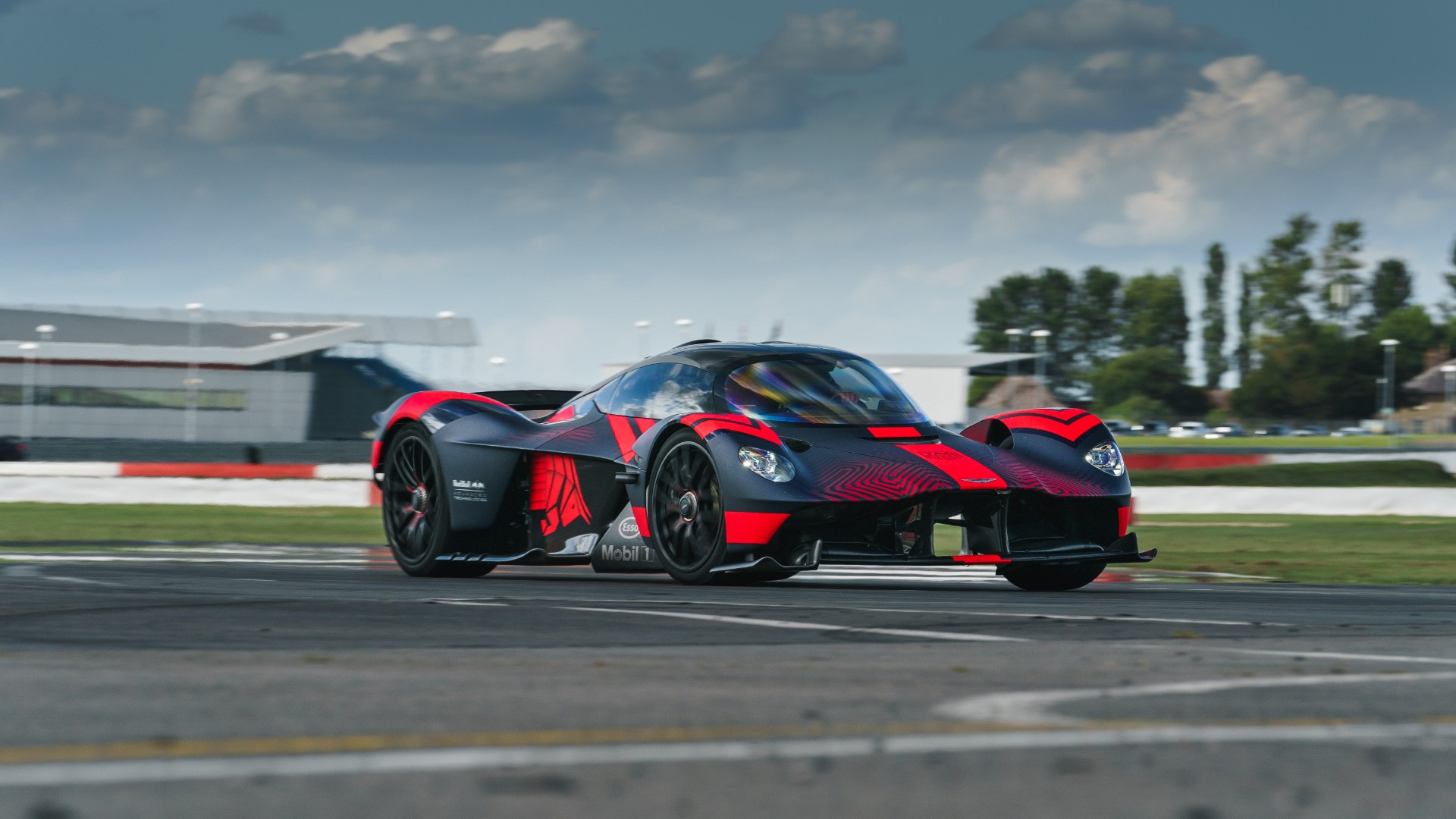 Aston Martin Valkyrie