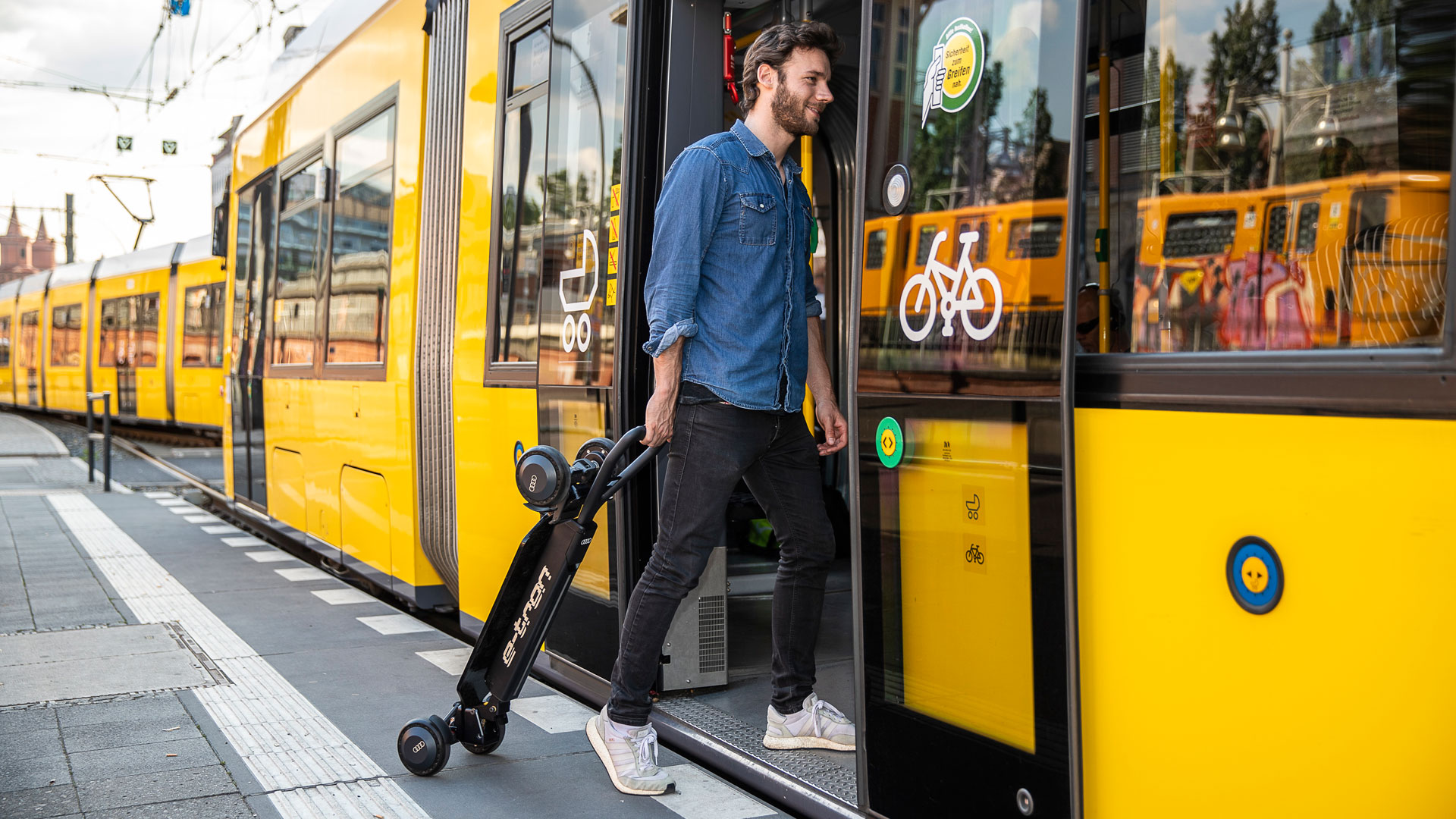 Audi e-tron Scooter concept