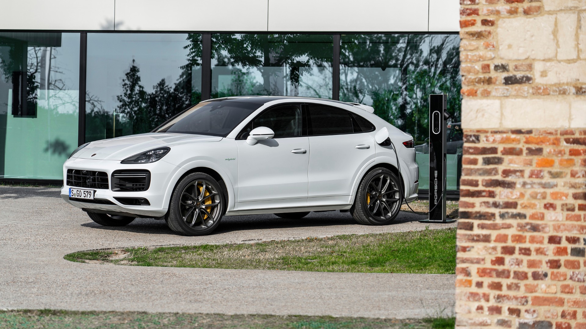 Porsche Cayenne Turbo S E-Hybrid