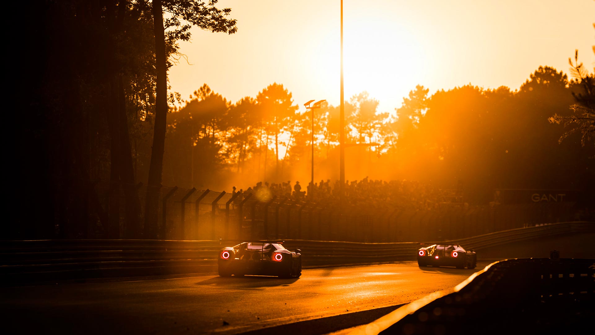 Ford versus Ferrari at Le Mans 1966