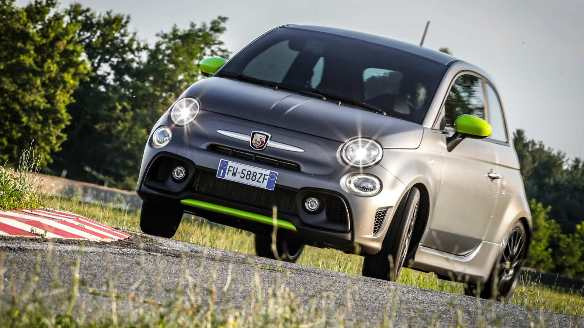 New Abarth 595 Pista