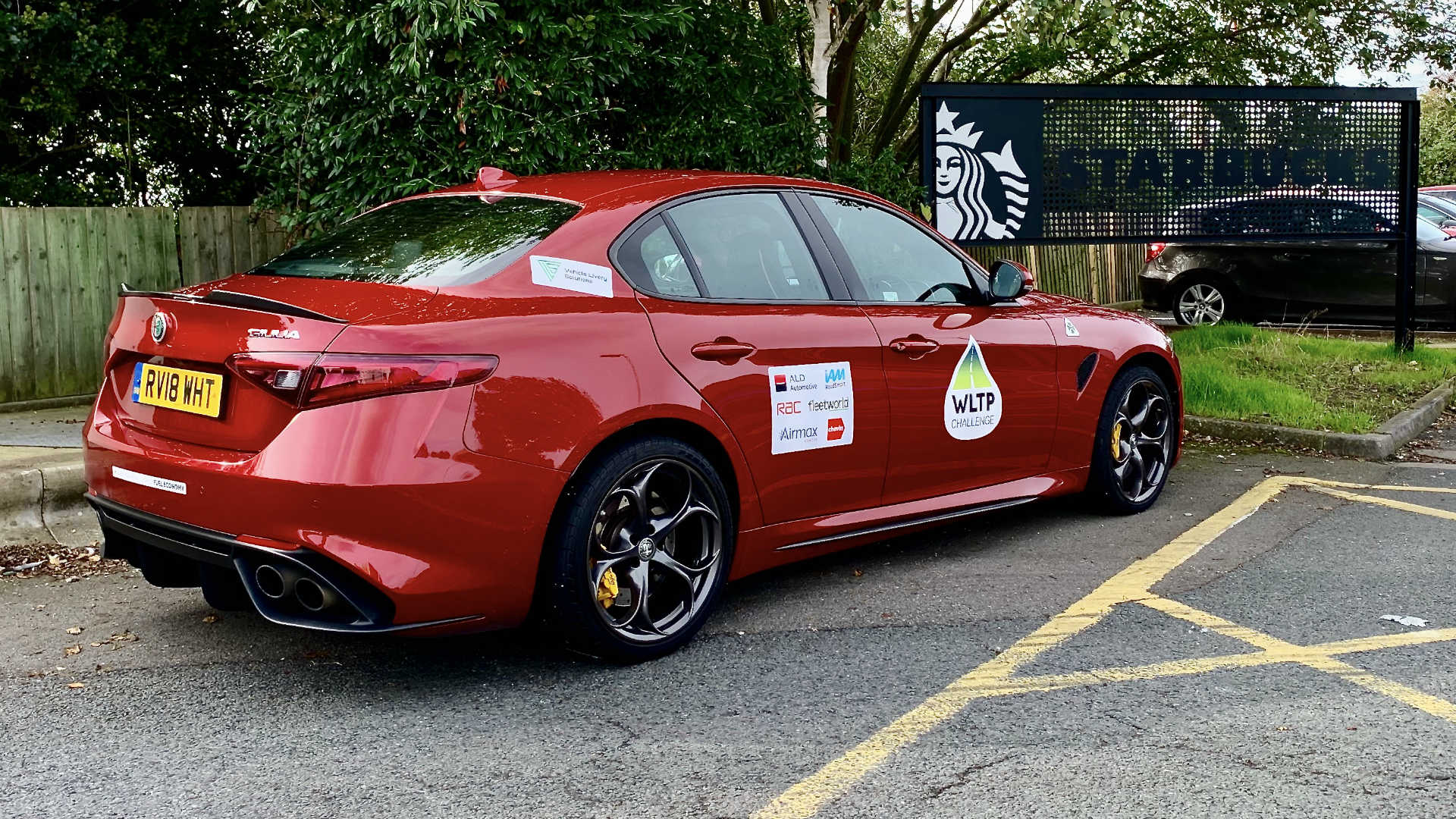 Alfa Romeo Giulia Quadrifoglio at Starbucks