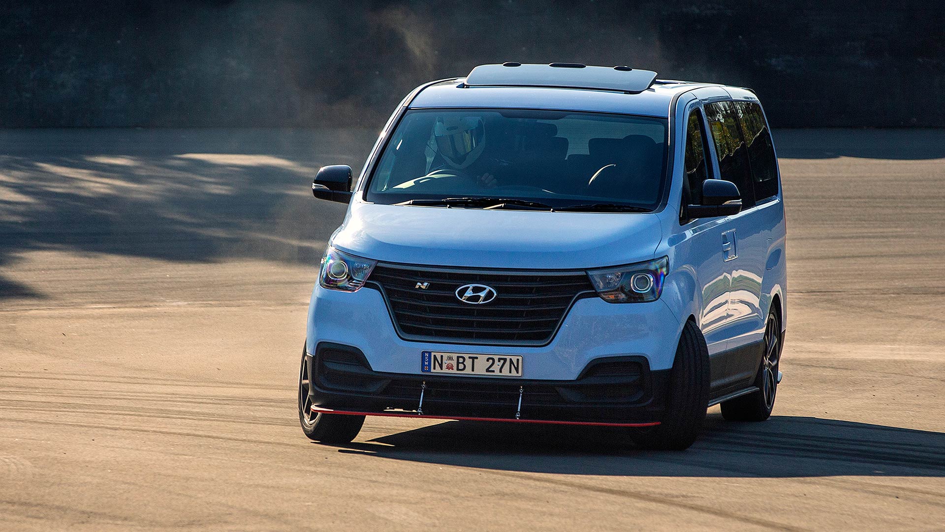 Hyundai iMax N Drift Bus