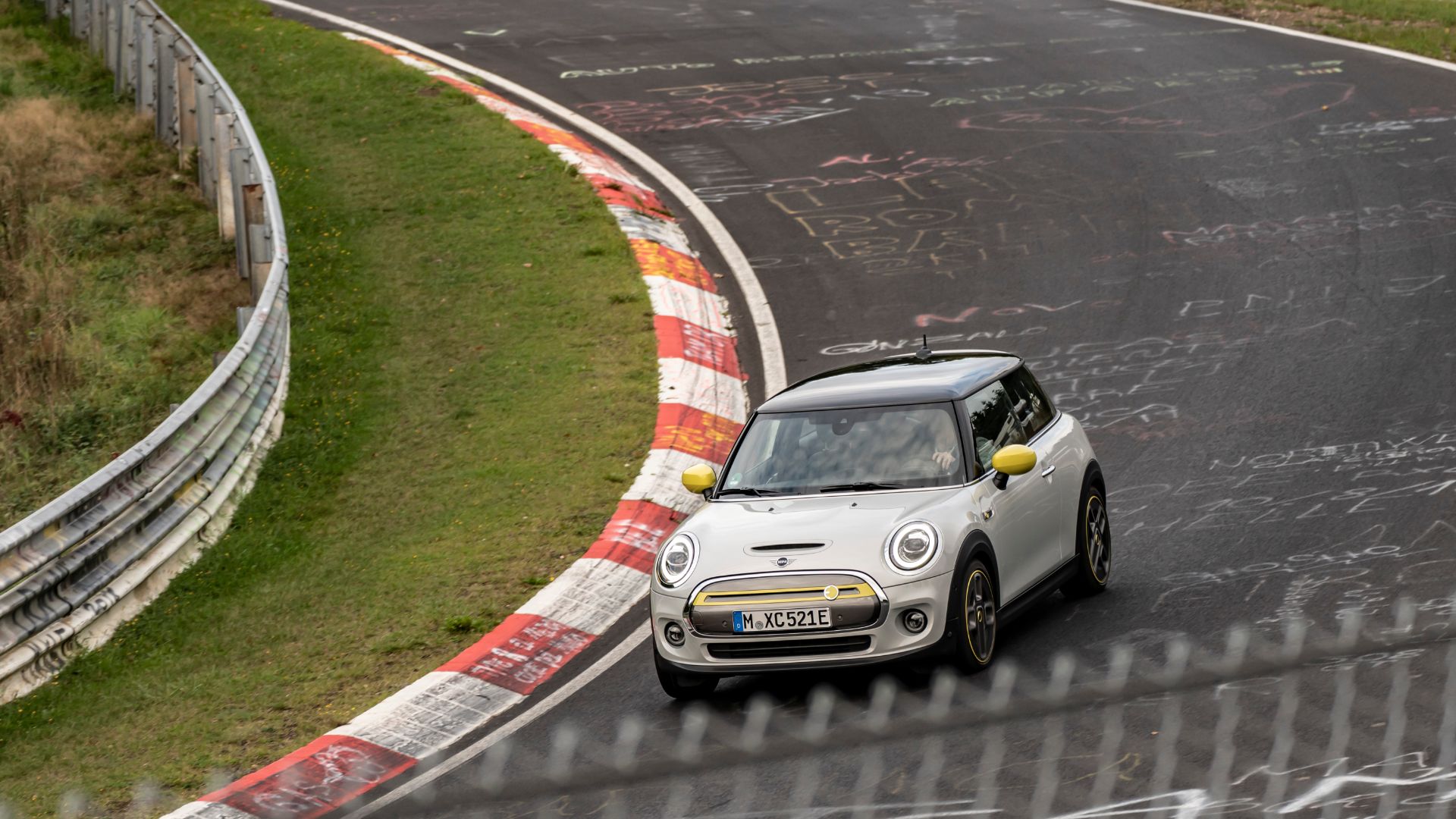 Mini Nurburgring no brakes