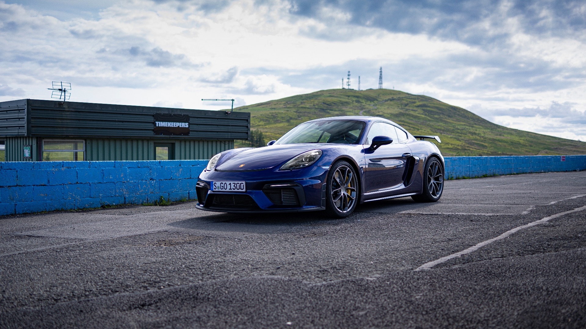 Porsche 718 Cayman GT4