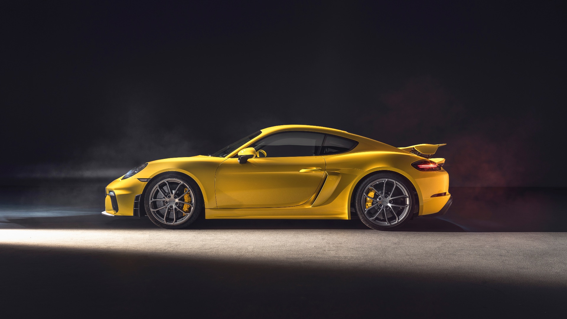 Porsche 718 Cayman GT4