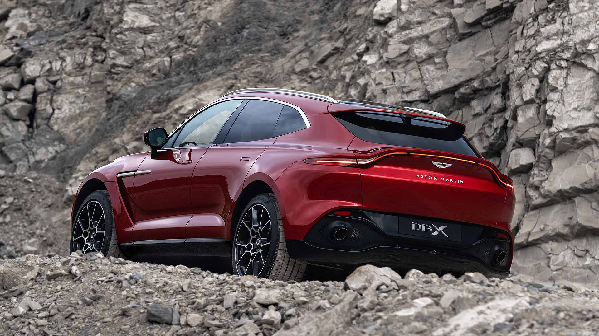 Aston Martin DBX