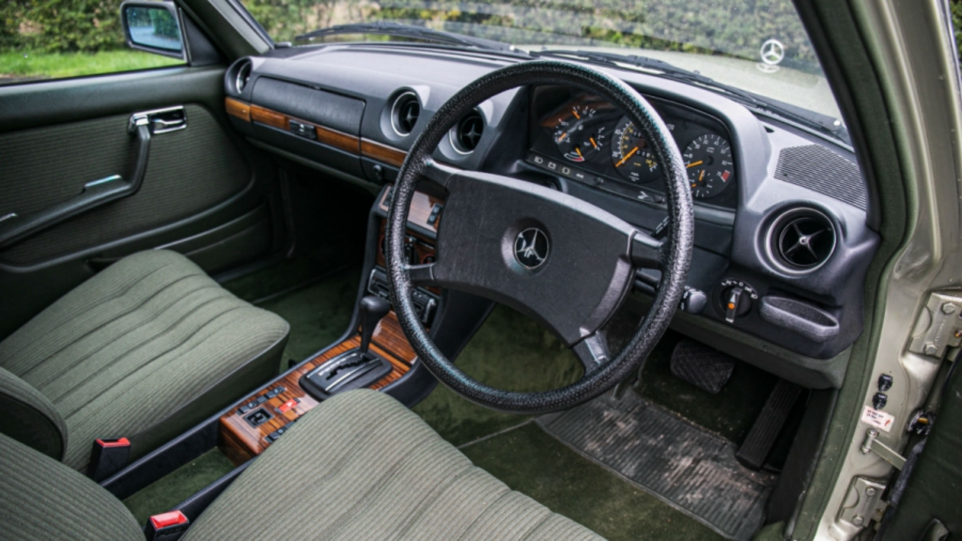 Jay Kay Mercedes interior