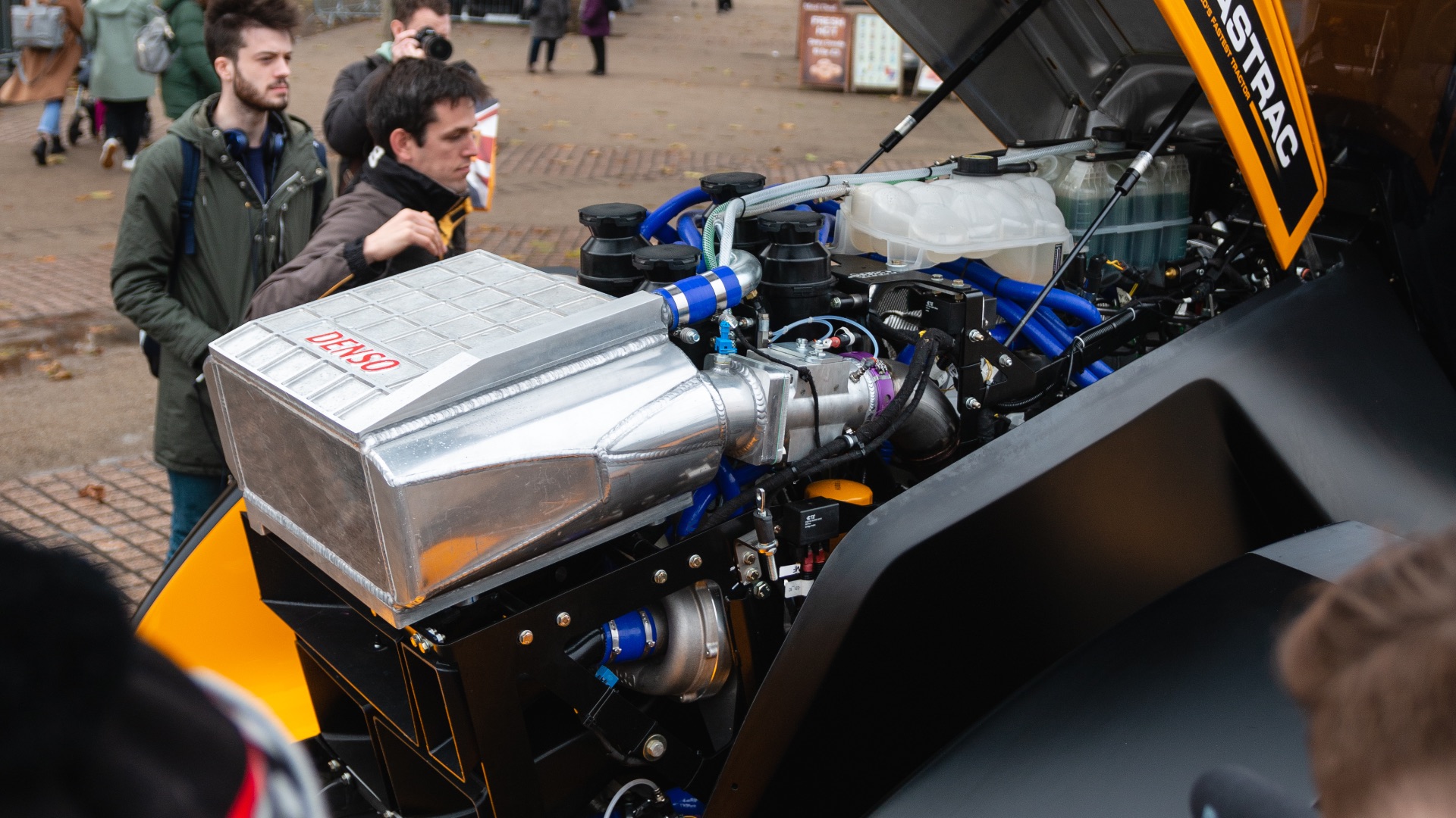 Guy Martin JCB World's Fastest Tractor