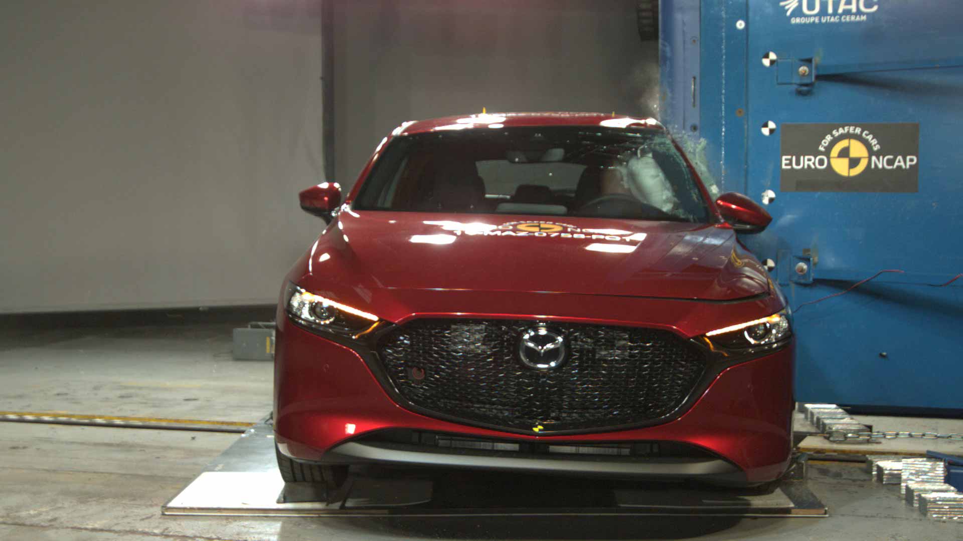 Mazda 3 Euro NCAP crash test